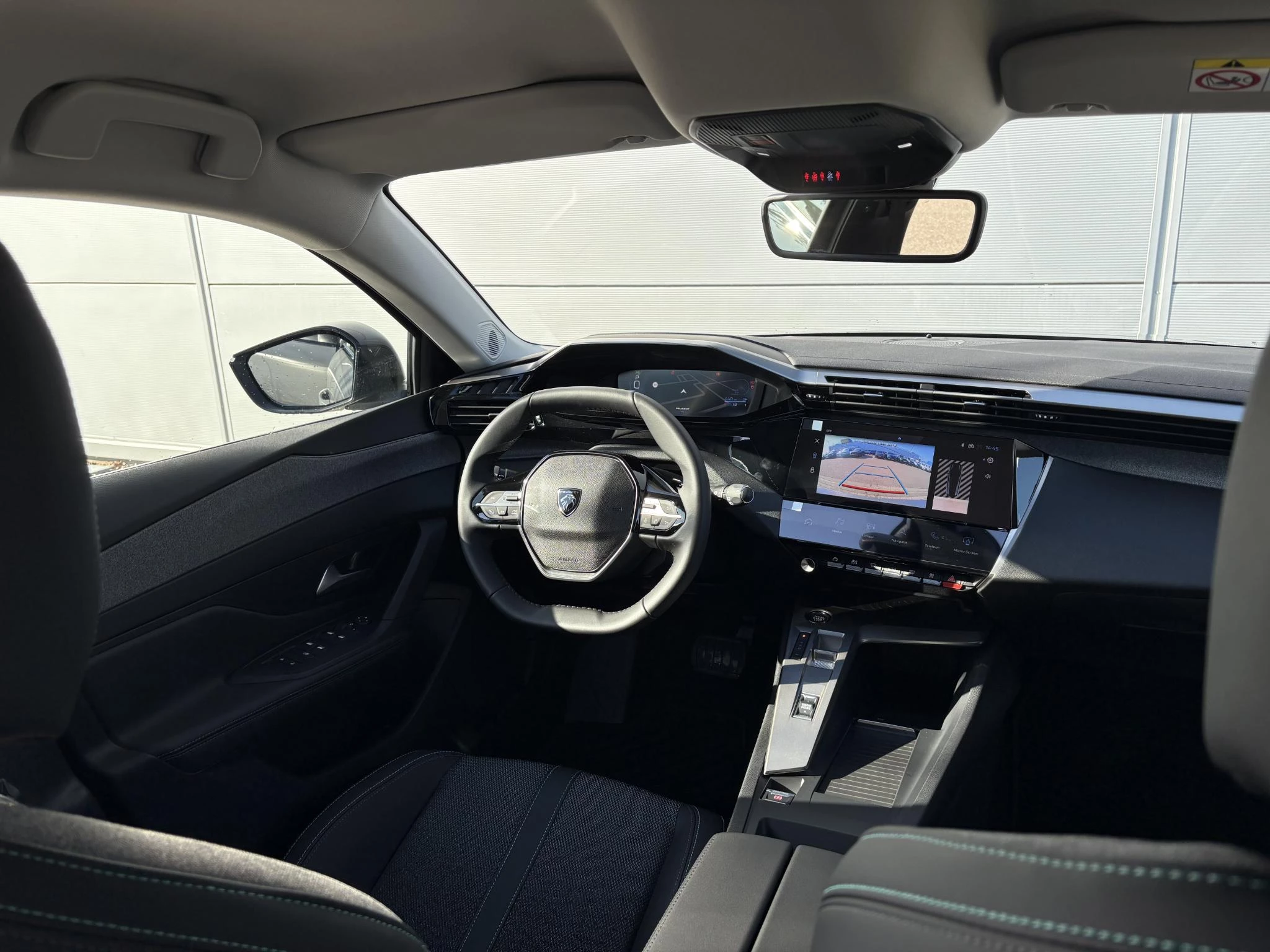 Peugeot-308-image-9