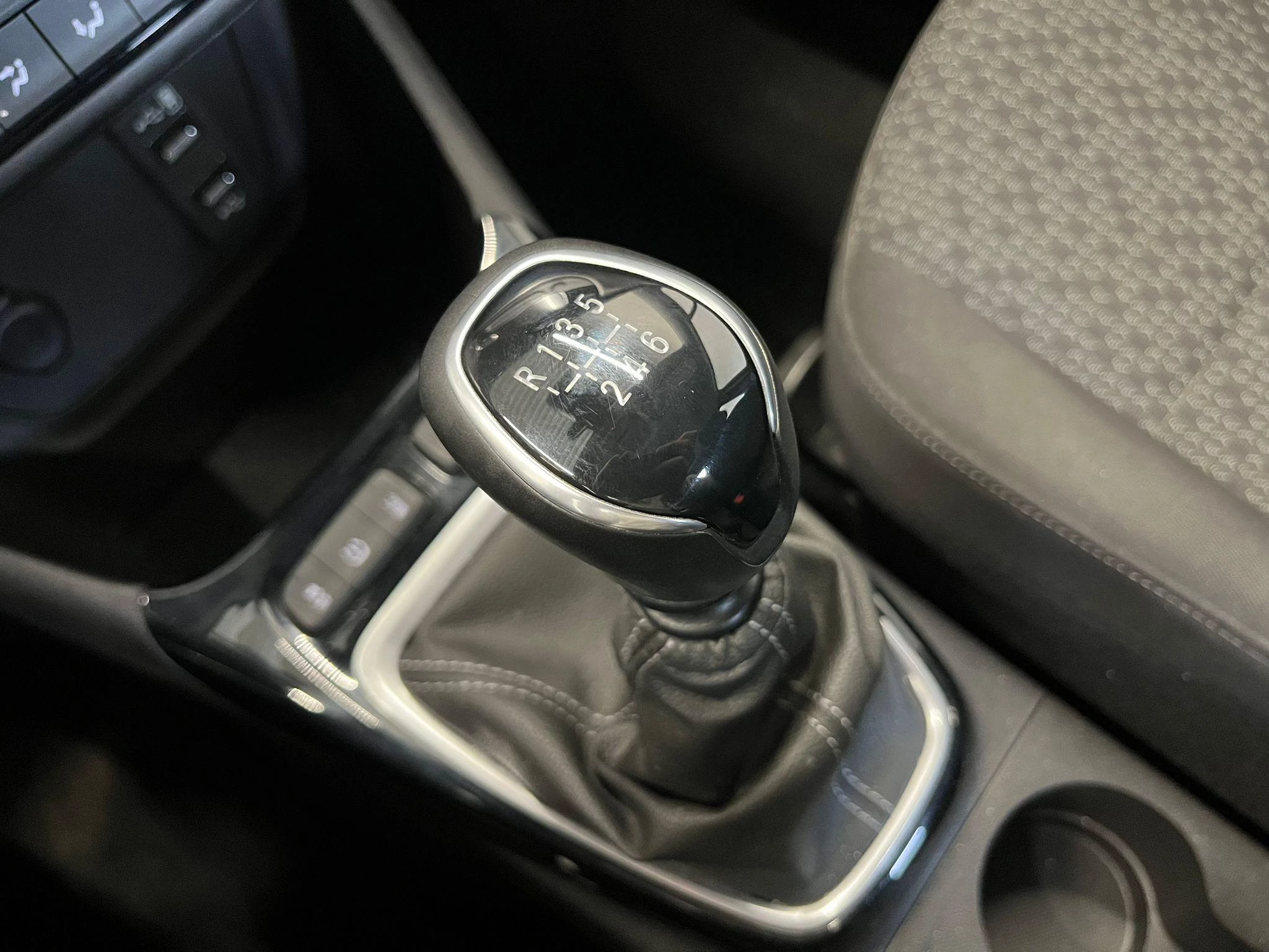 Opel-Crossland X-image-12