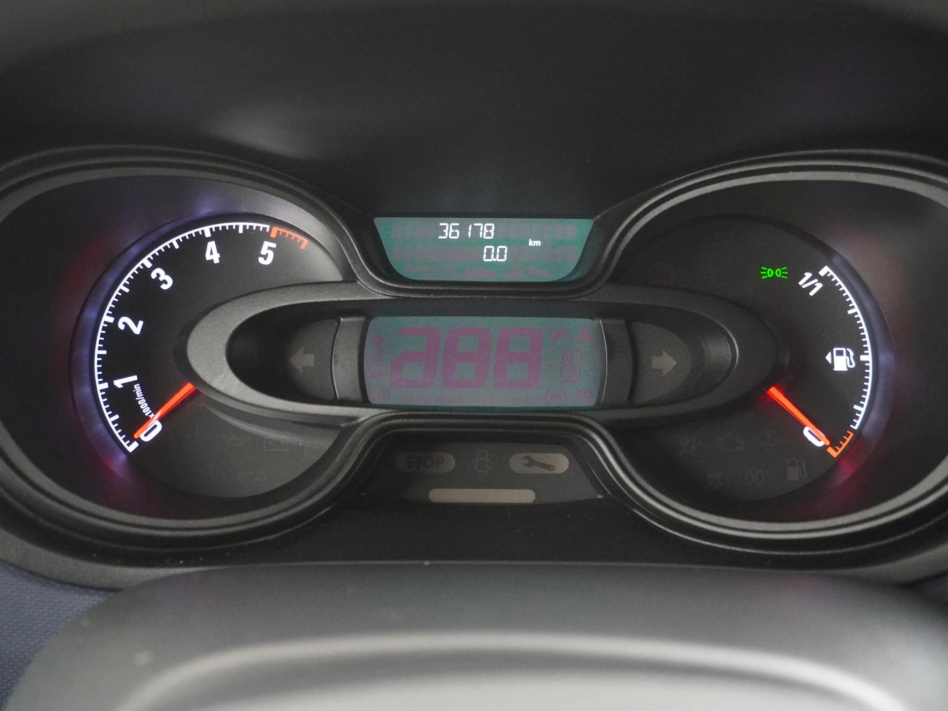 Opel-Vivaro-image-20