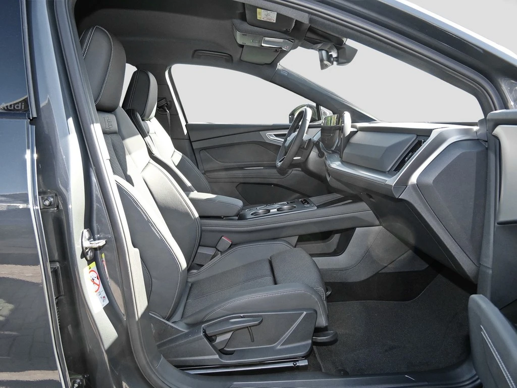 Audi-Q4 e-tron-image-6