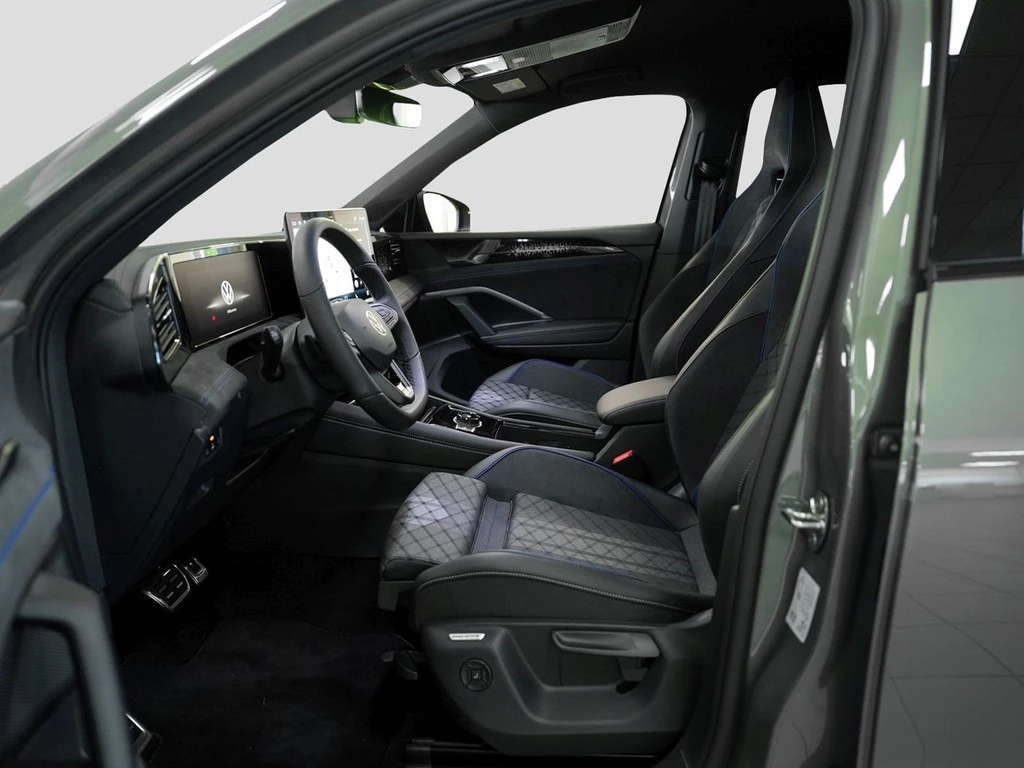 Volkswagen-Tiguan-image-14