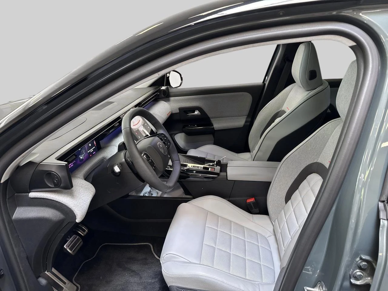 Citroën C5 Aircross Hybrid 136 ë-DCS6 MAX