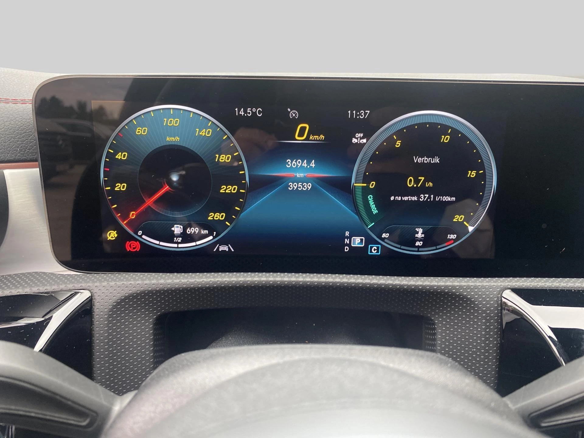 Mercedes-Benz CLA 180 d AMG Line Shooting Brake + NIGHTPAKKET + KEY LESS GO + 19 INCH + CAMERA +