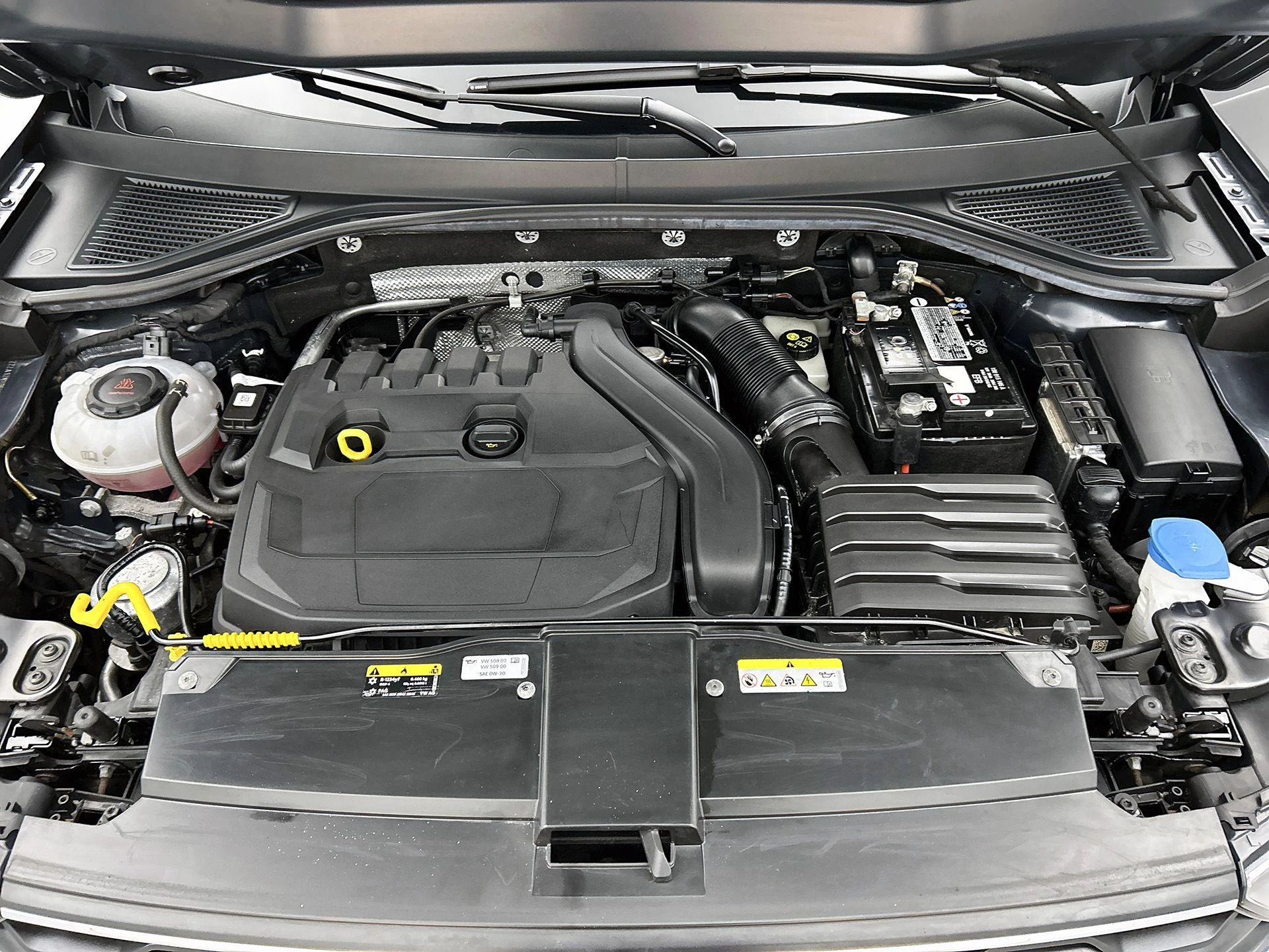 Volkswagen-T-Roc-image-30