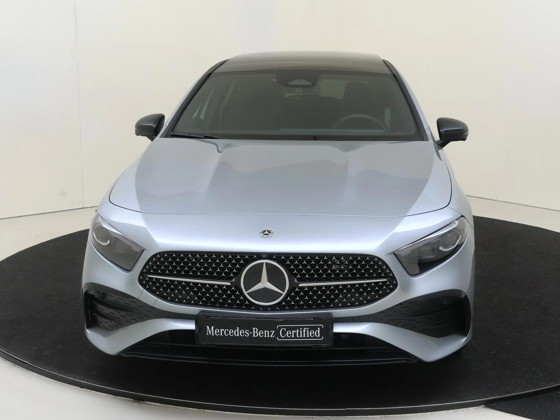 Mercedes-Benz-A-Klasse-image-5