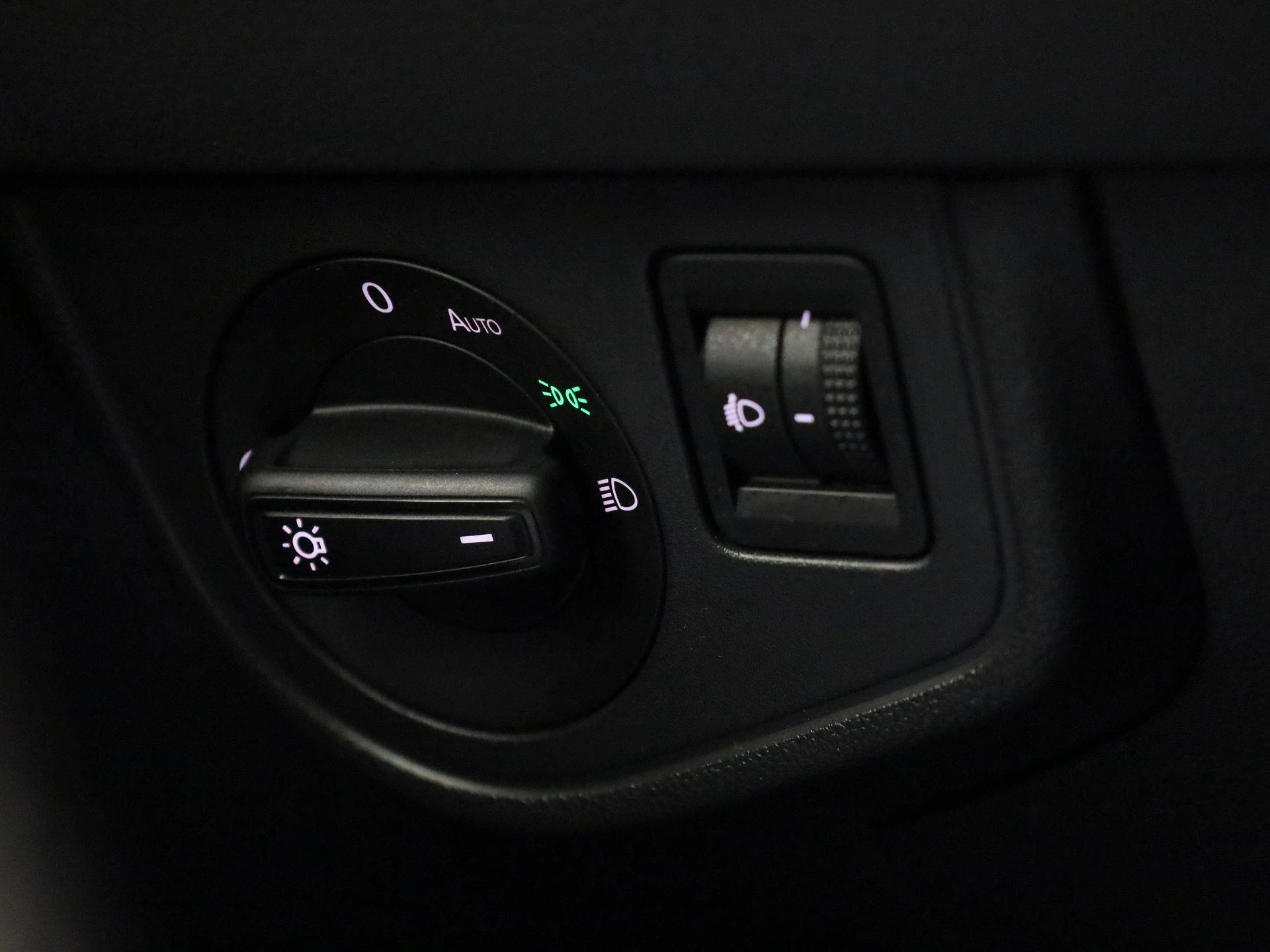 Volkswagen-Polo-image-20