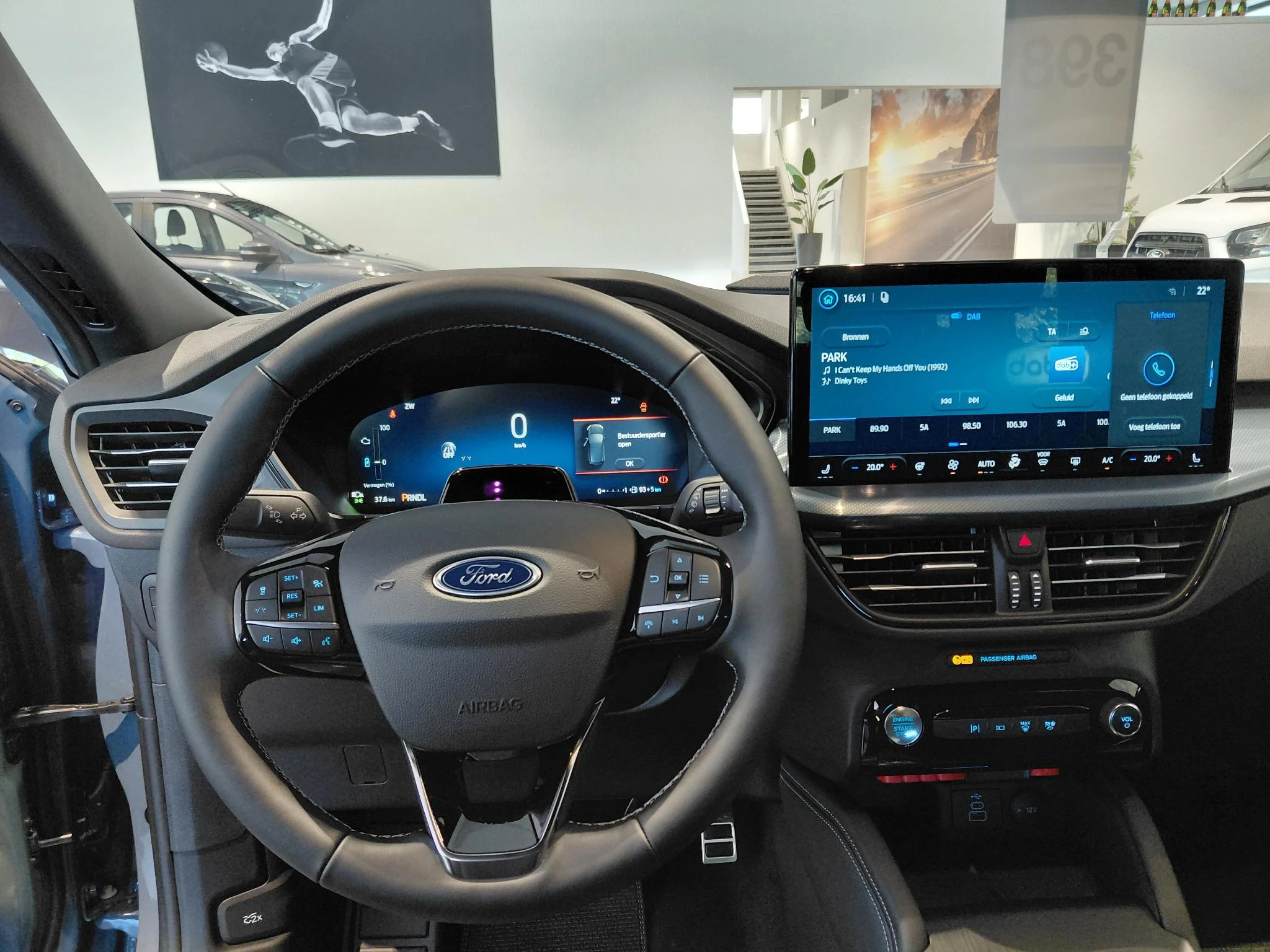 Ford-Kuga-image-13