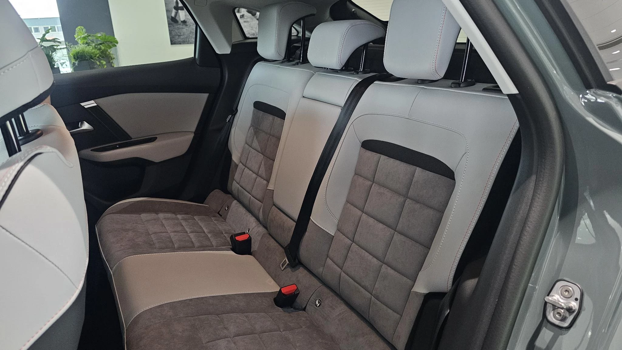 Citroën ë-C4 Max 156pk Extended range 54 kWh