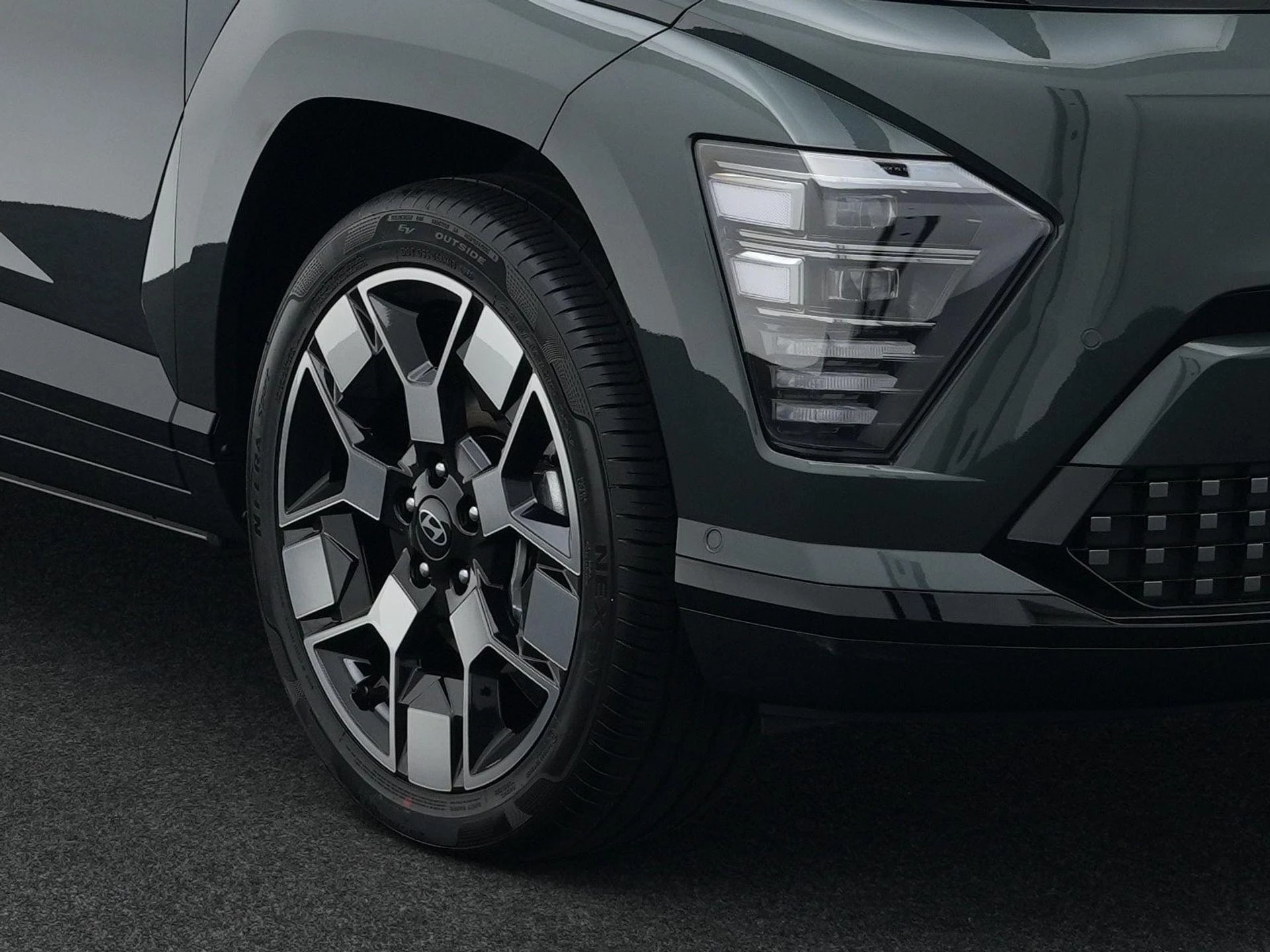 Hyundai-Kona-image-10
