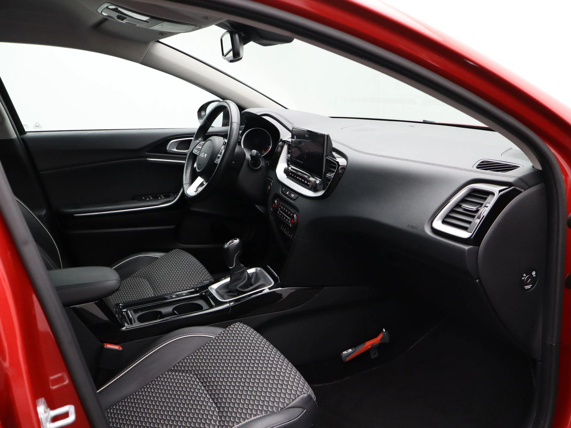 Kia-Ceed Sportswagon-image-28