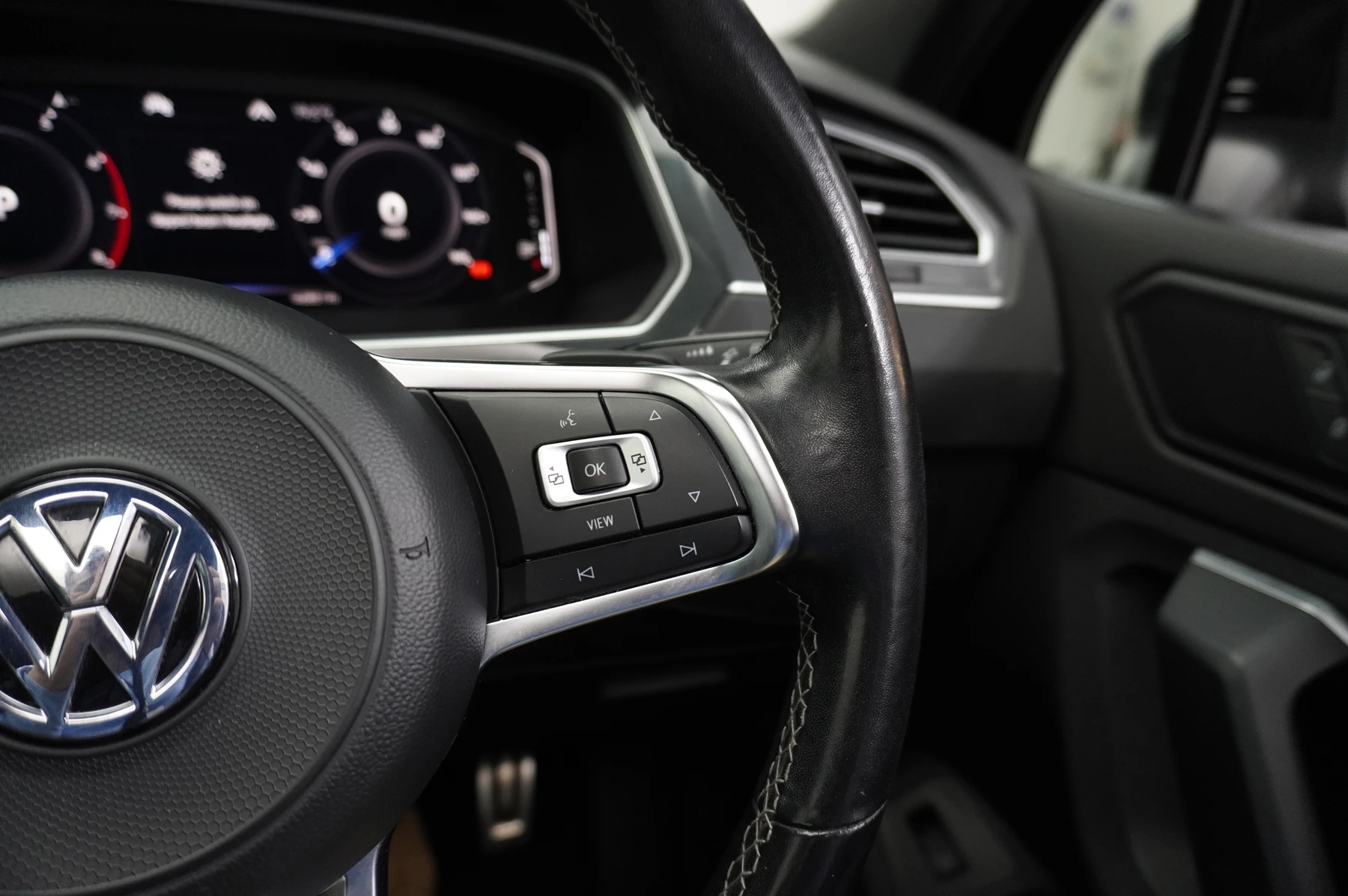 Volkswagen Tiguan 1.5 TSi EVO 150 R-Line Tech 5dr DSG