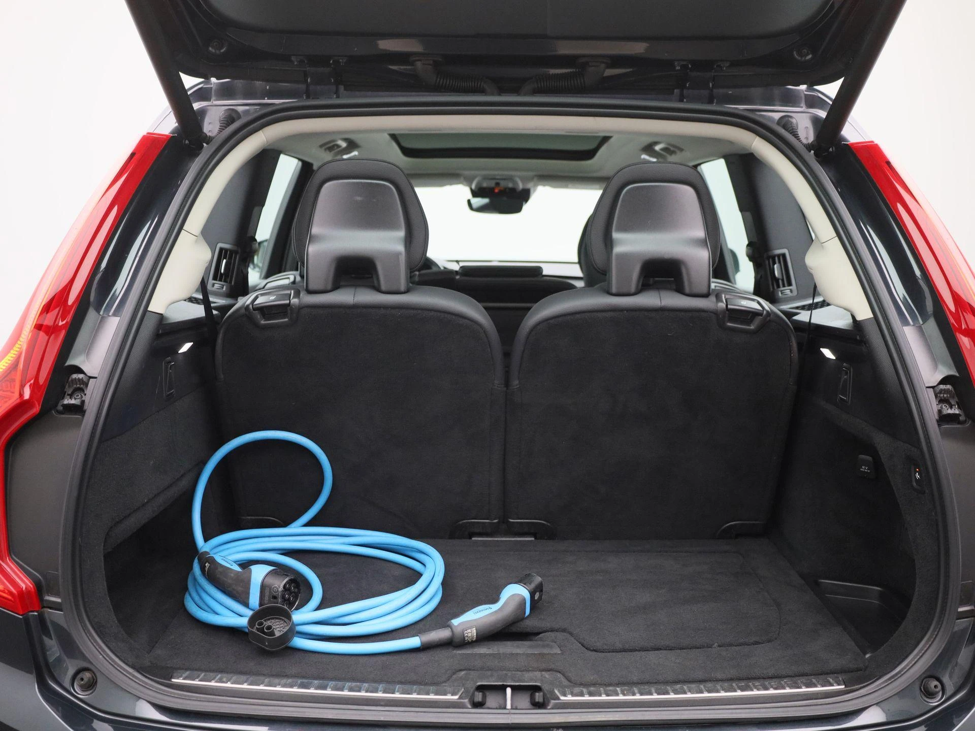 Volvo-XC90-image-14