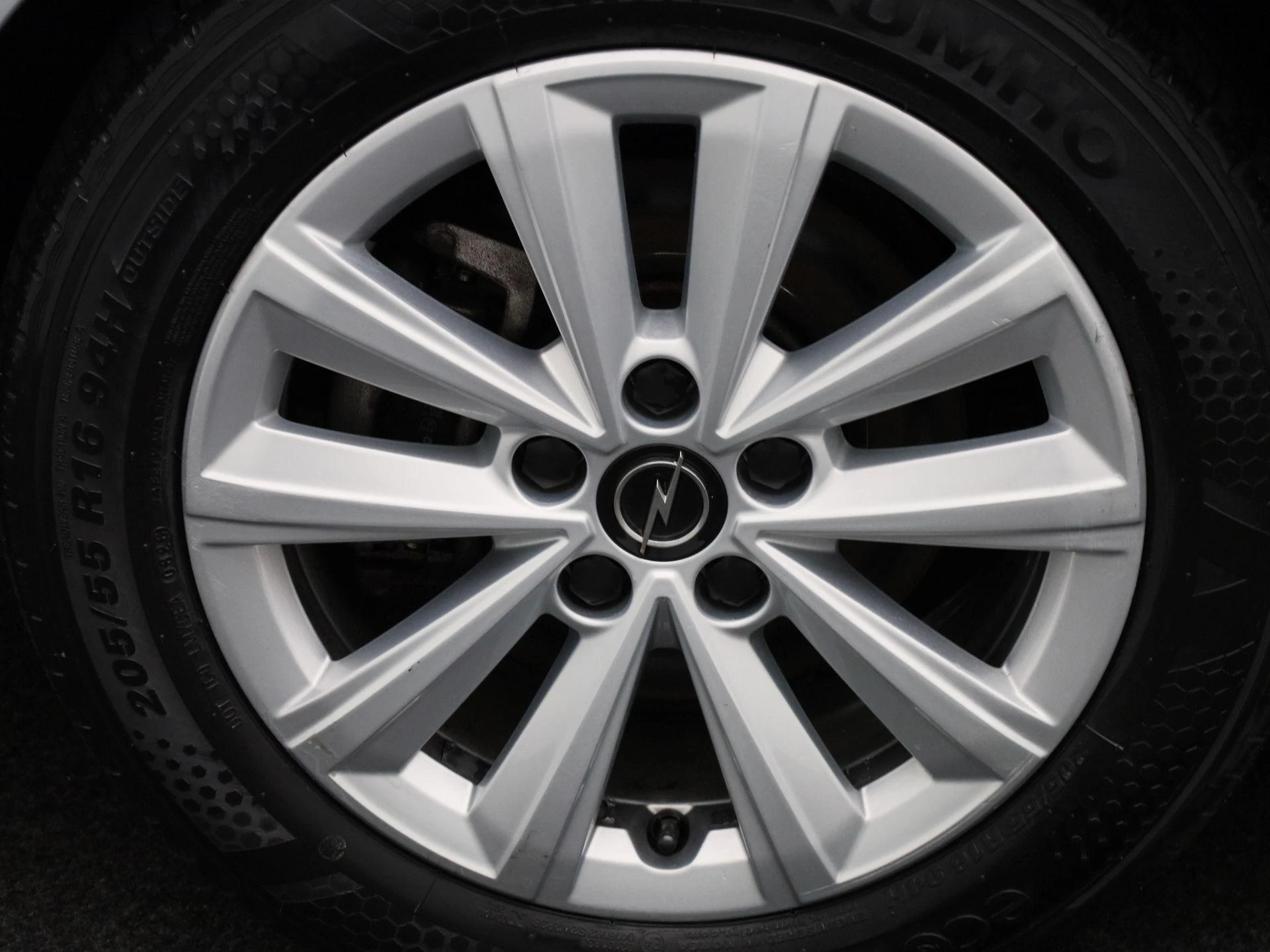 Opel-Astra-image-11