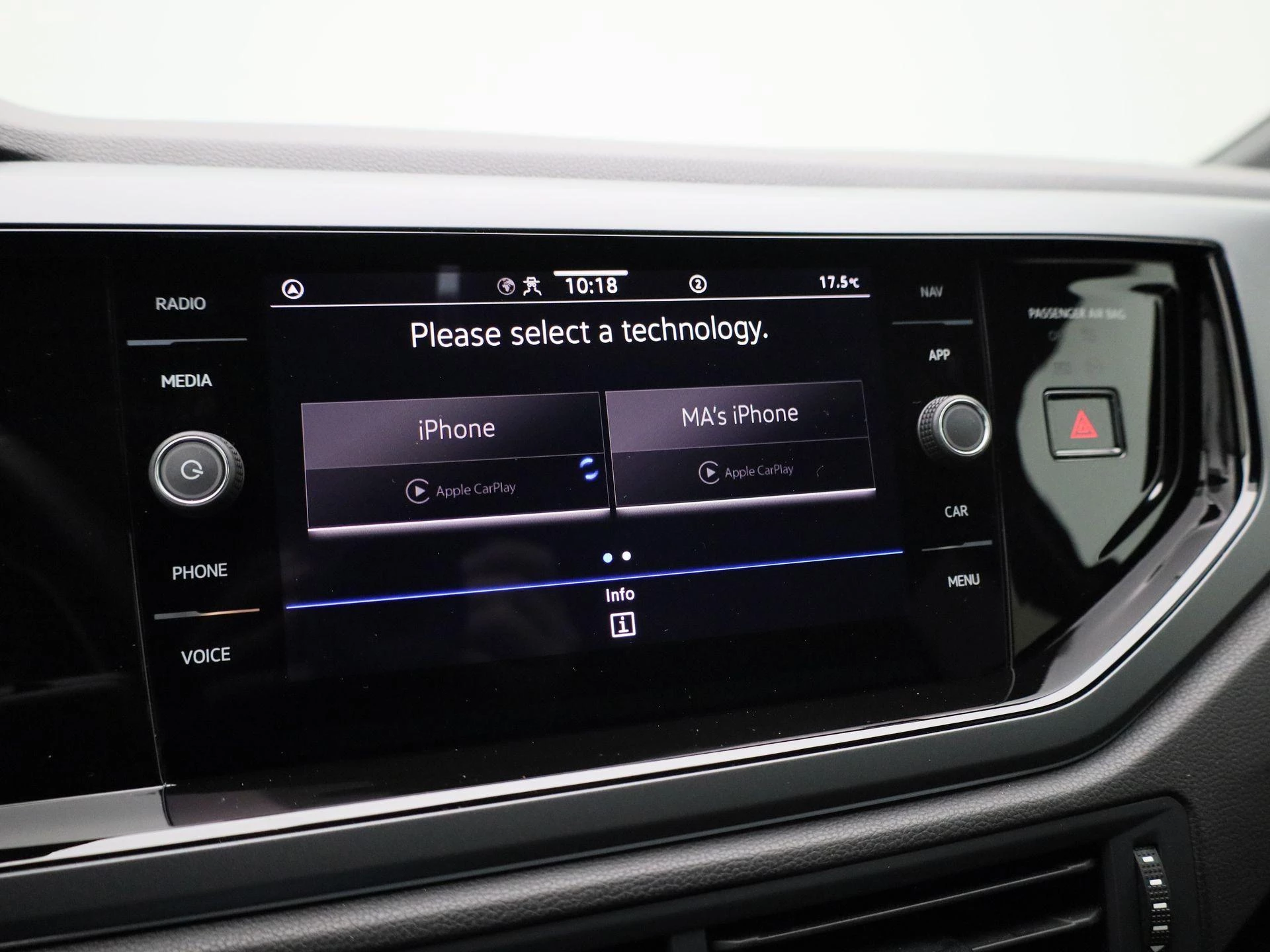 Volkswagen-Polo-image-18