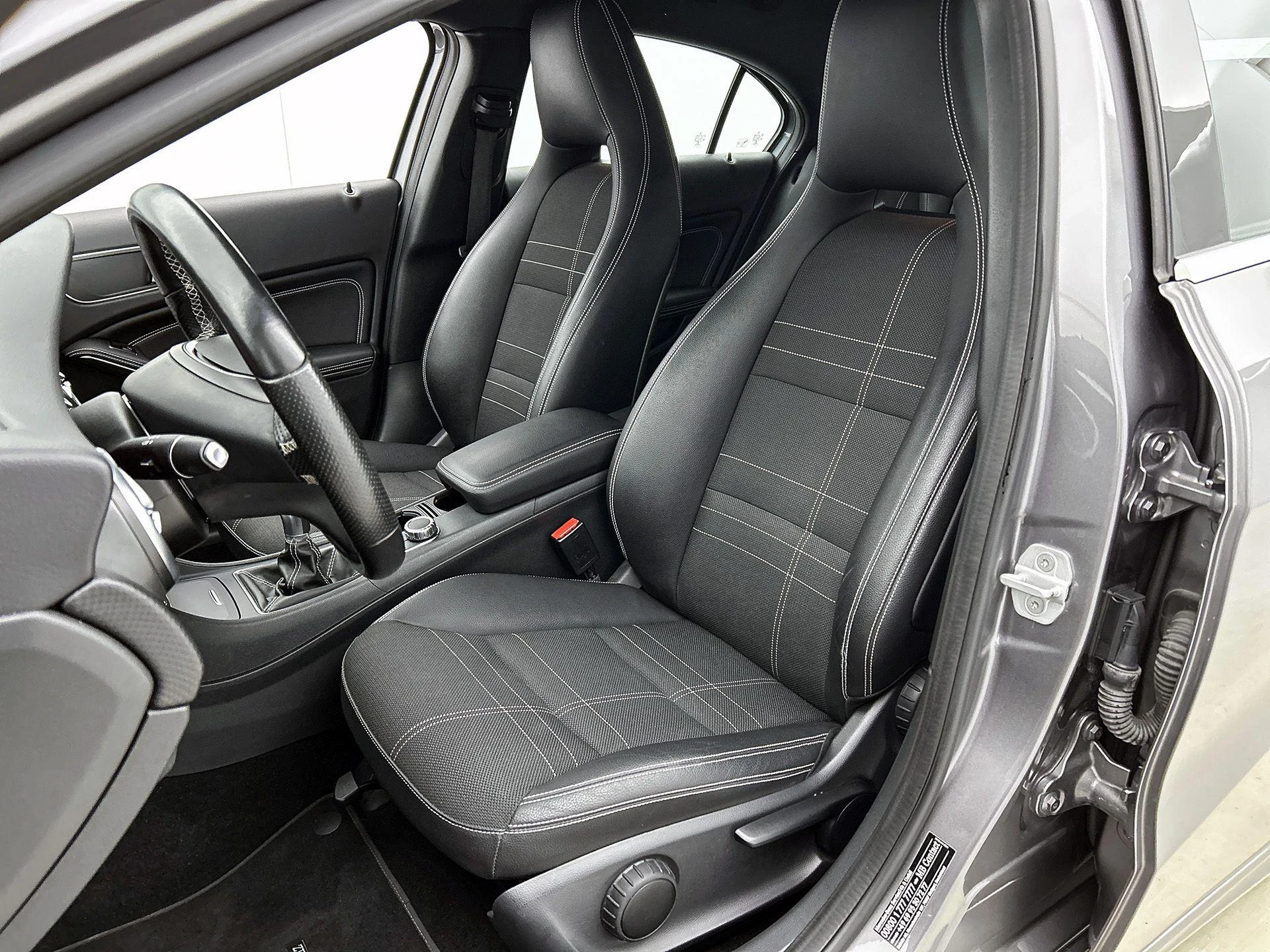 Mercedes-Benz-A-Klasse-image-34