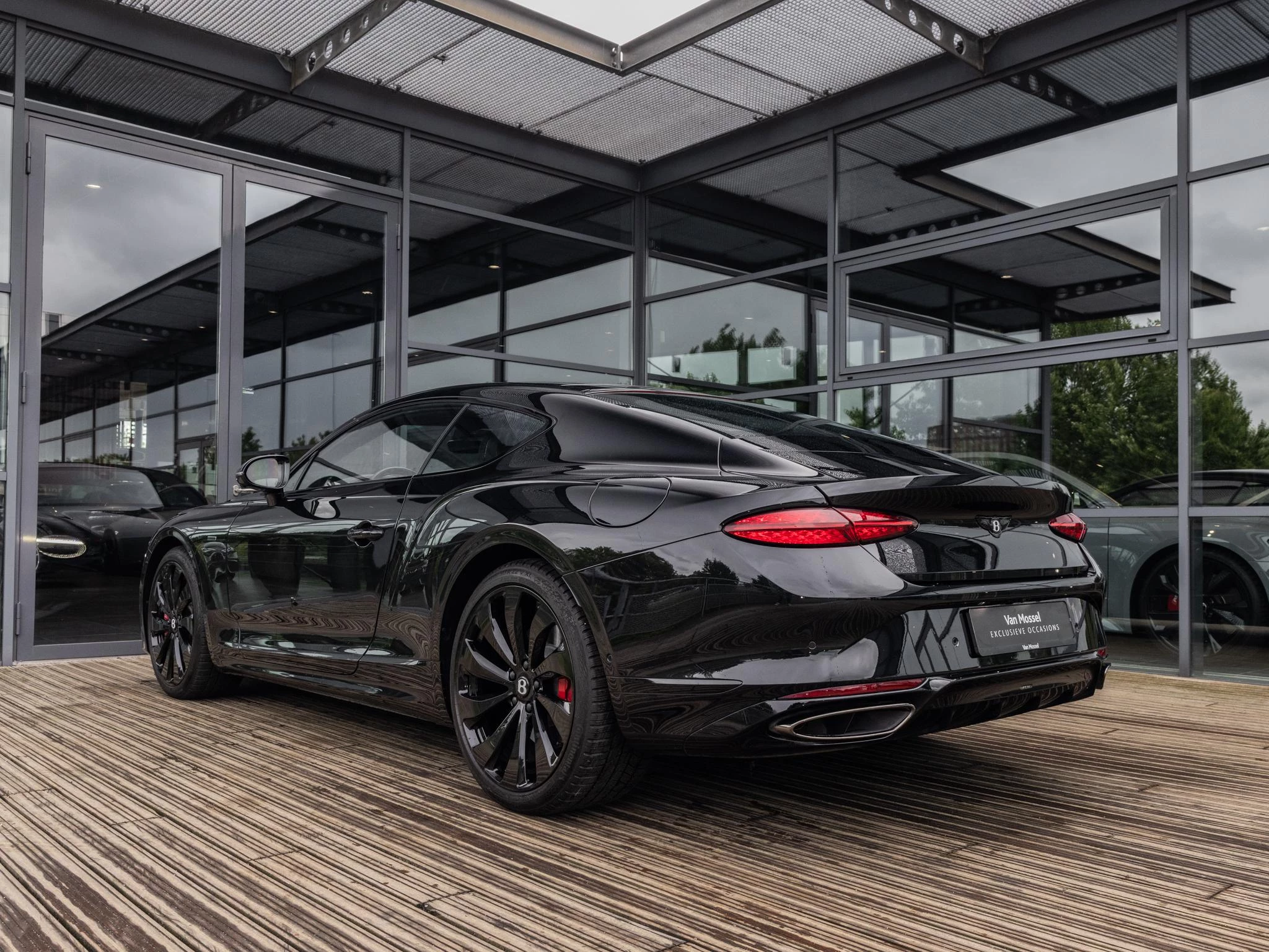 Bentley-Continental GT-image-6
