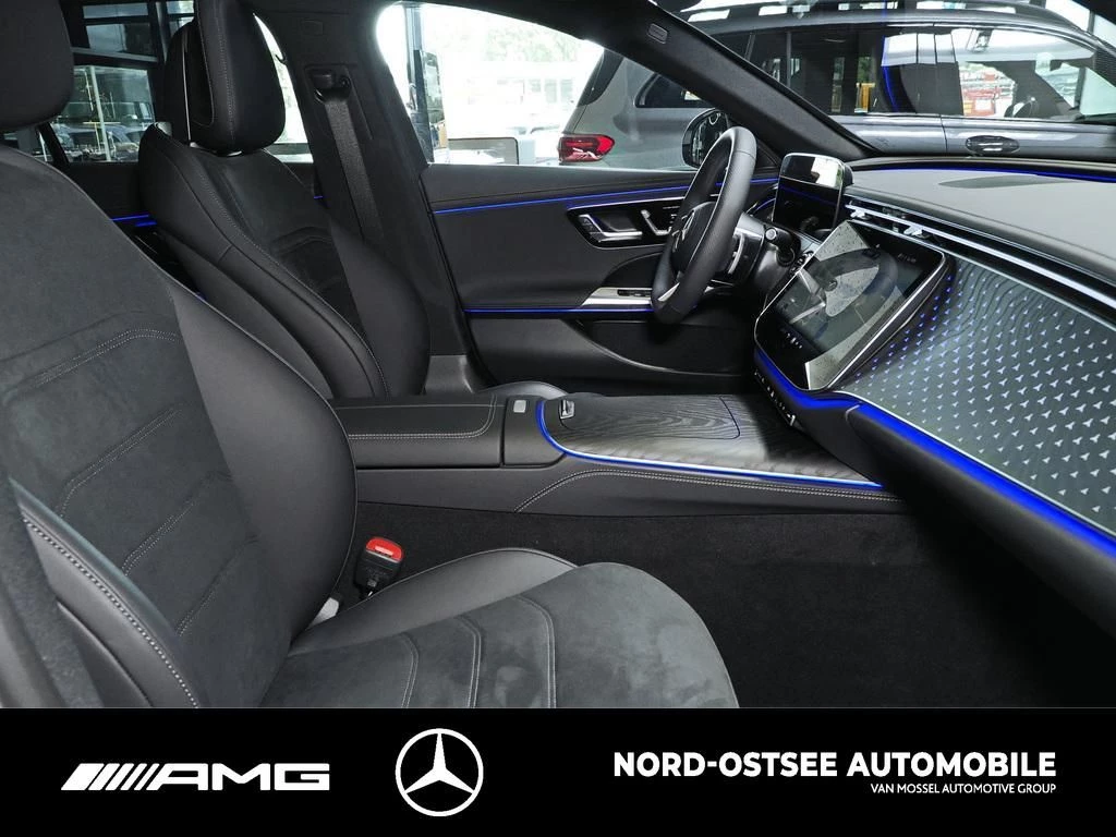 Mercedes-Benz E-Klasse 220 d T AMG NIGHT PANO DISTRONIC 4D-SOUND AMG Line
