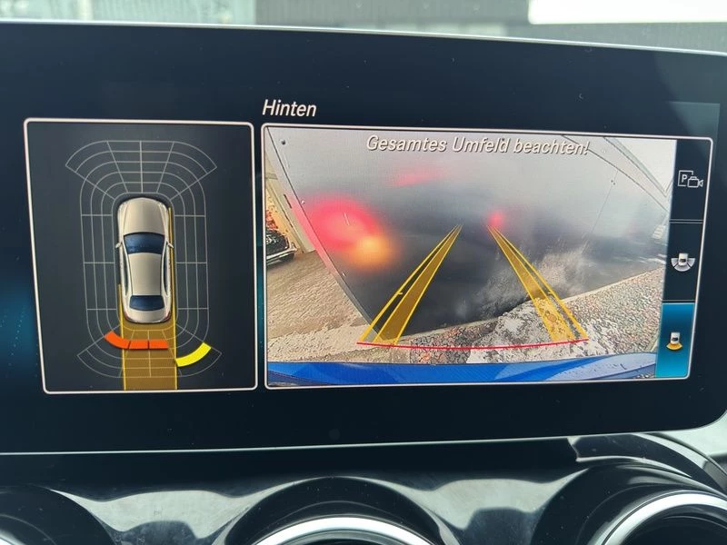 Mercedes-Benz C-Klasse 200 d NAVI PANO KAMERA TEMPOMAT PDC SHZ