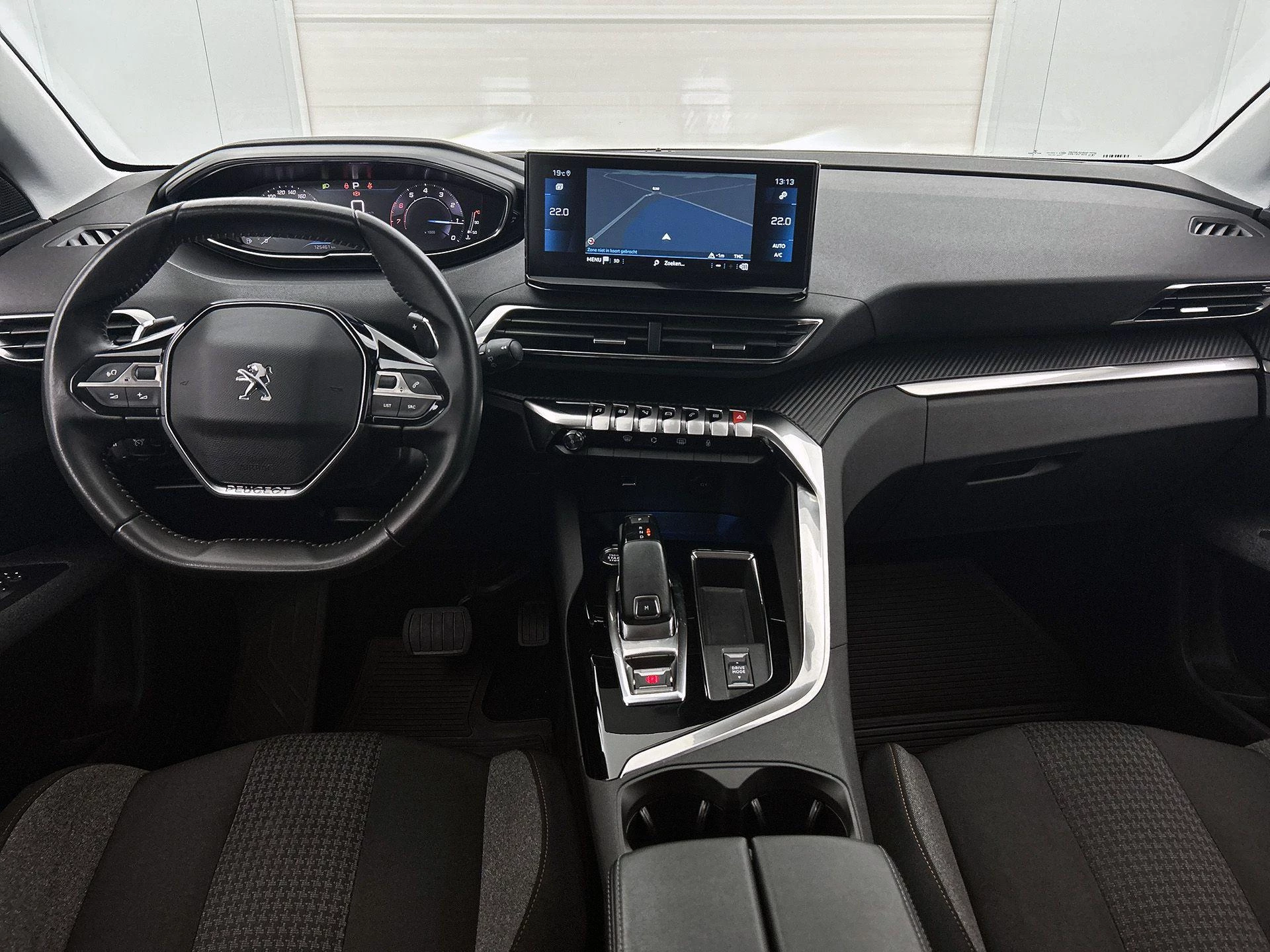 Peugeot-5008-image-22