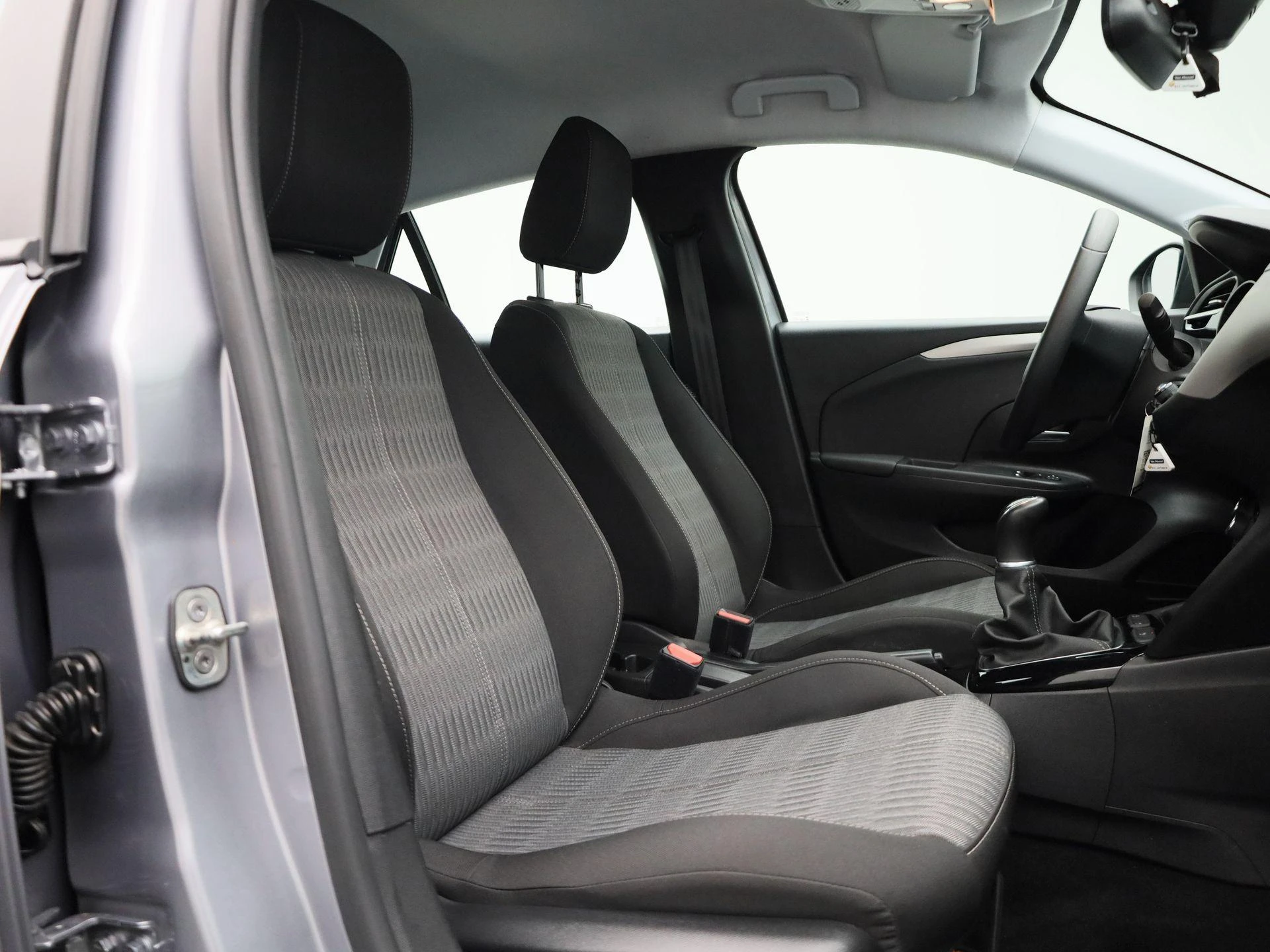 Opel-Corsa-image-32
