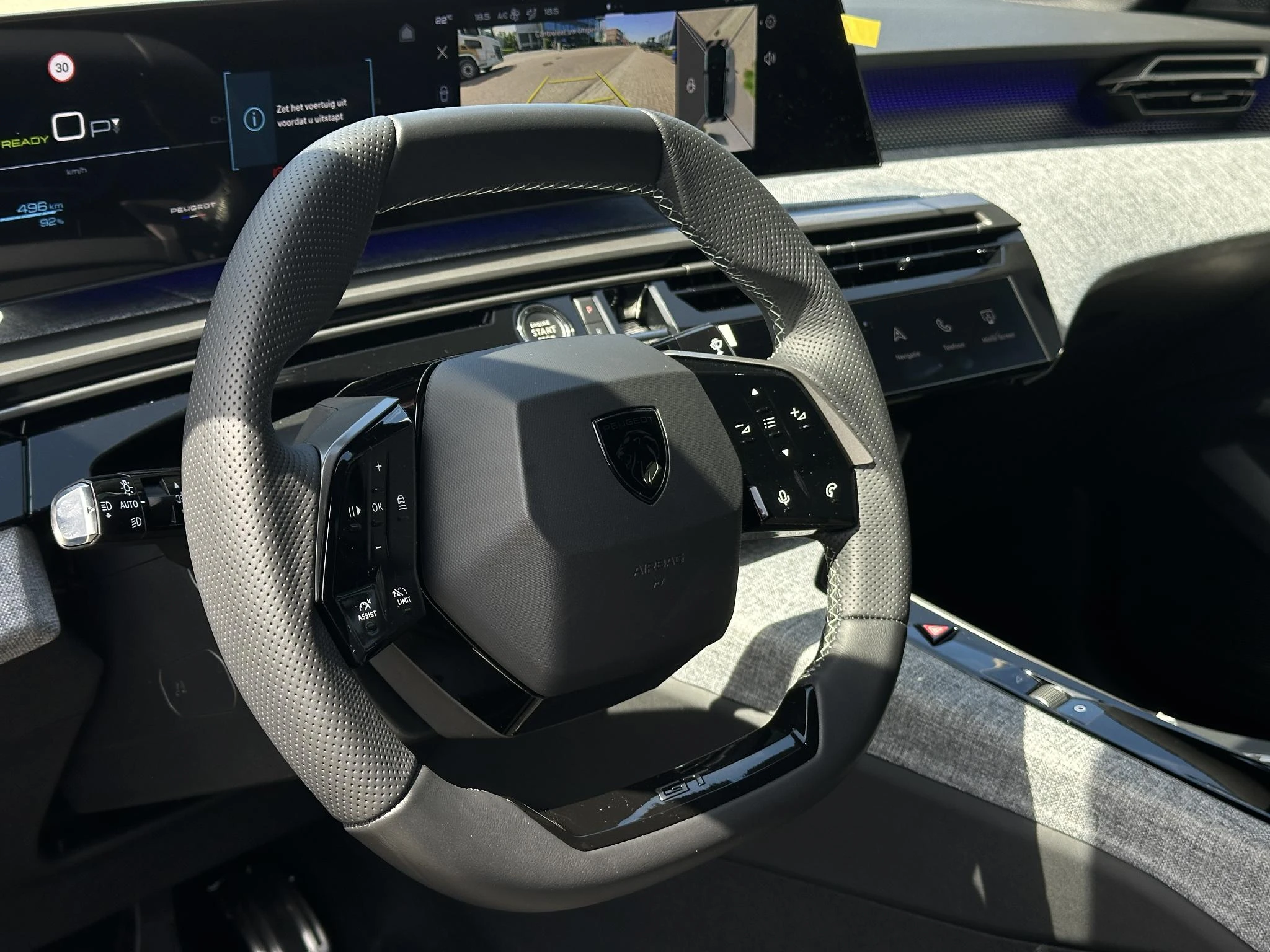 Peugeot-e-3008-image-9