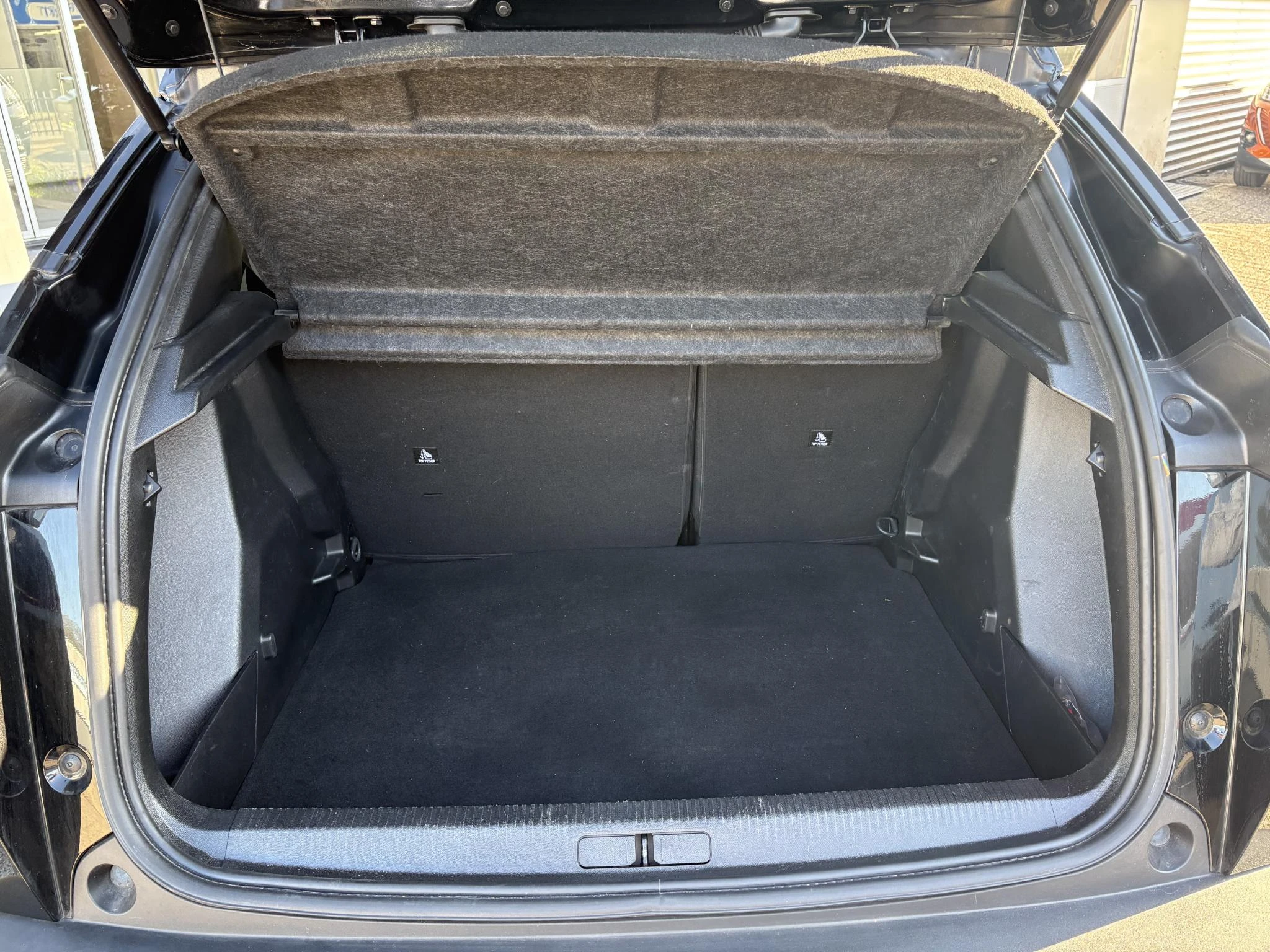 Peugeot-2008-image-19