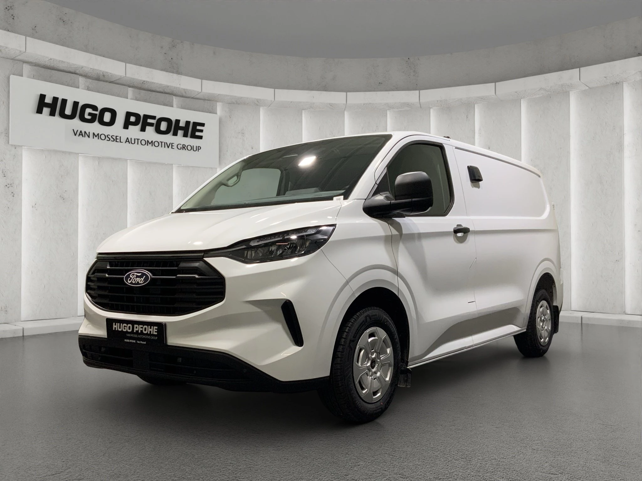 Ford-Transit Custom-image-0