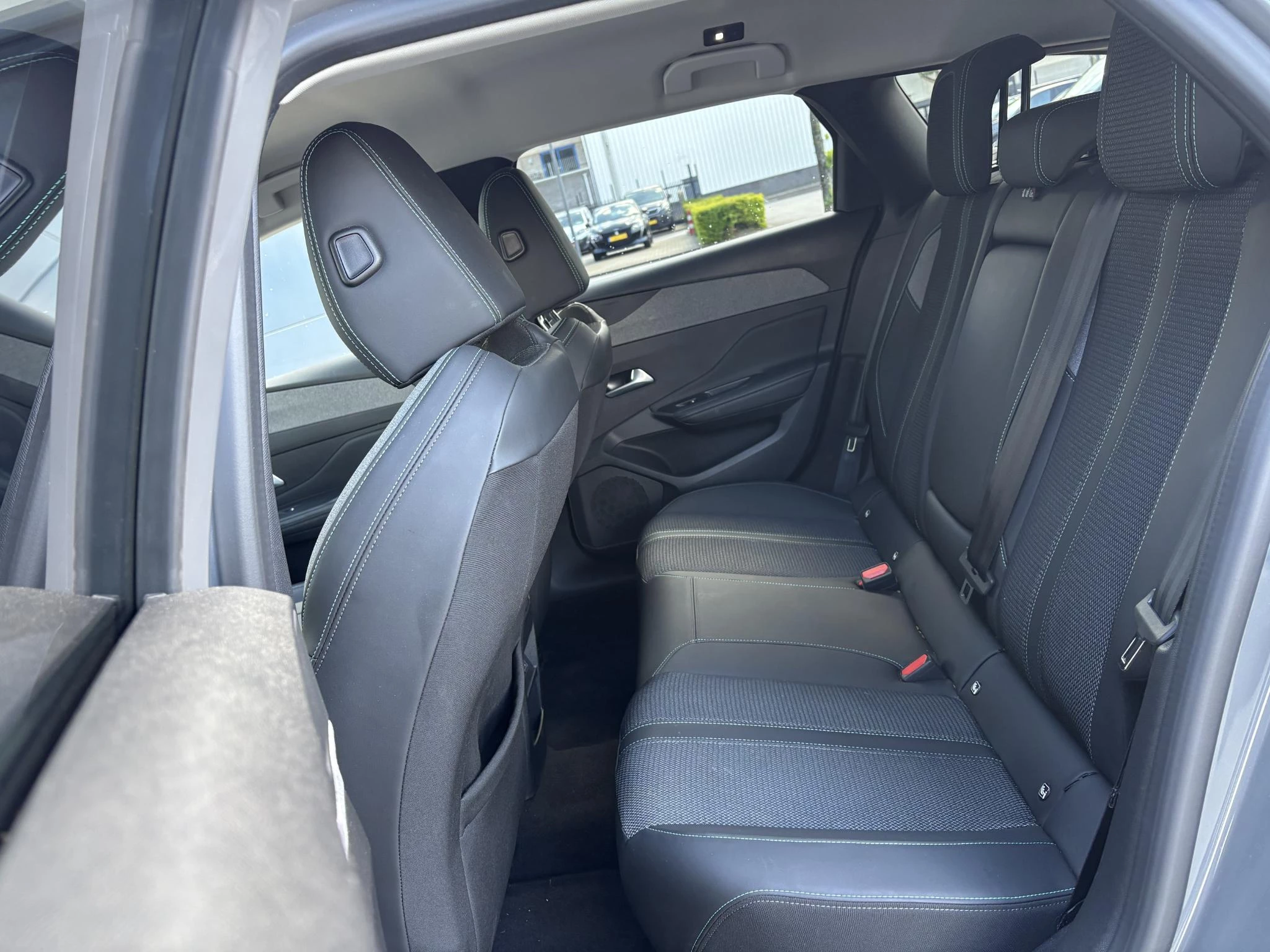 Peugeot-308-image-13