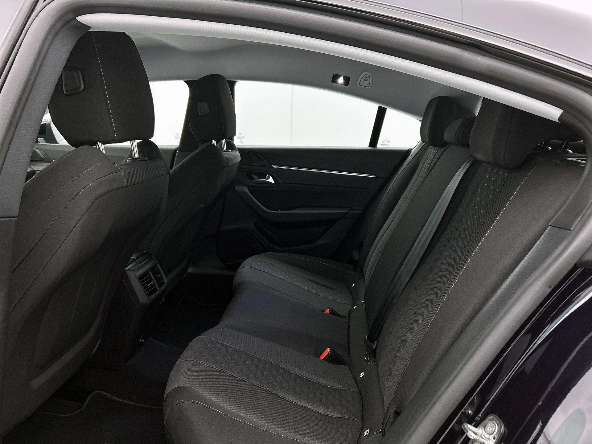 Peugeot-508-image-26