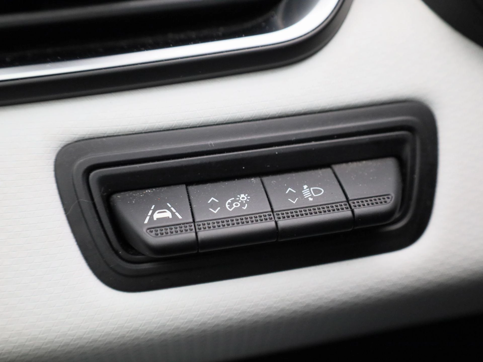 Renault-Clio-image-25