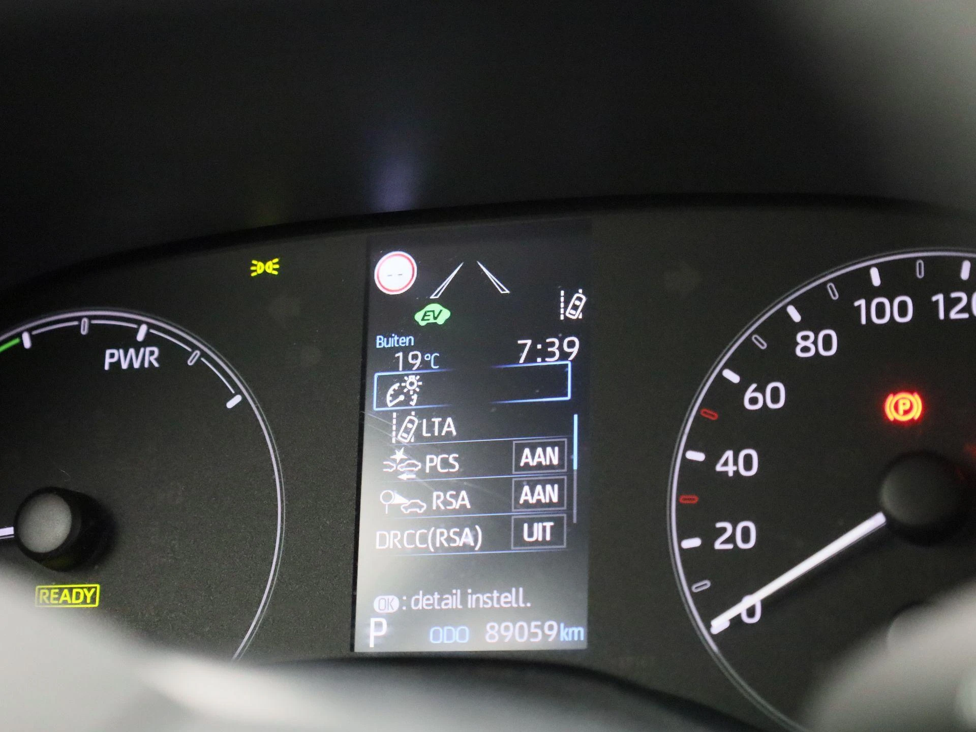 Toyota-Yaris-image-26