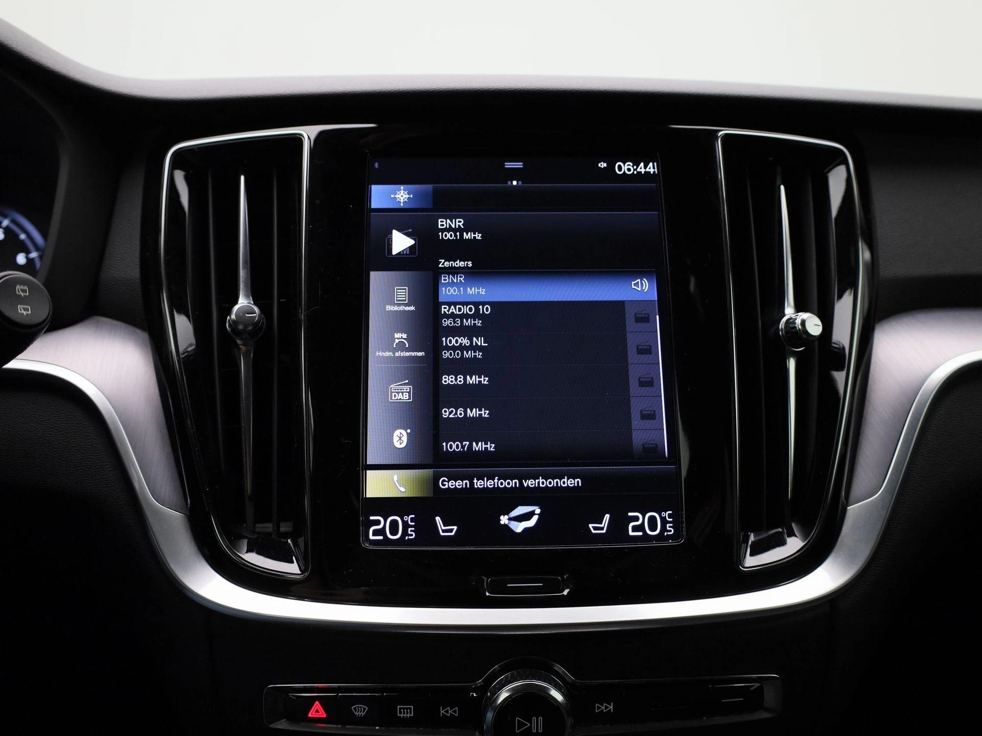 Volvo V60 B3 Geartronic Momentum Pro Camera | Cruise | PDC