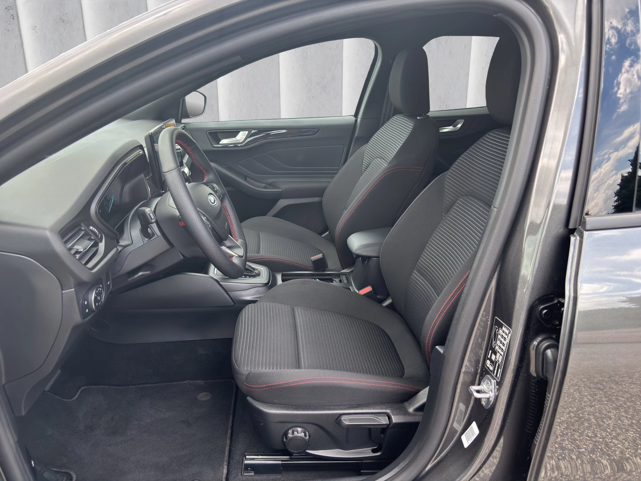 Ford Focus ST-Line Turnier Aut.*ACC*KAM*NAVI*LED*WINTER-PKT.