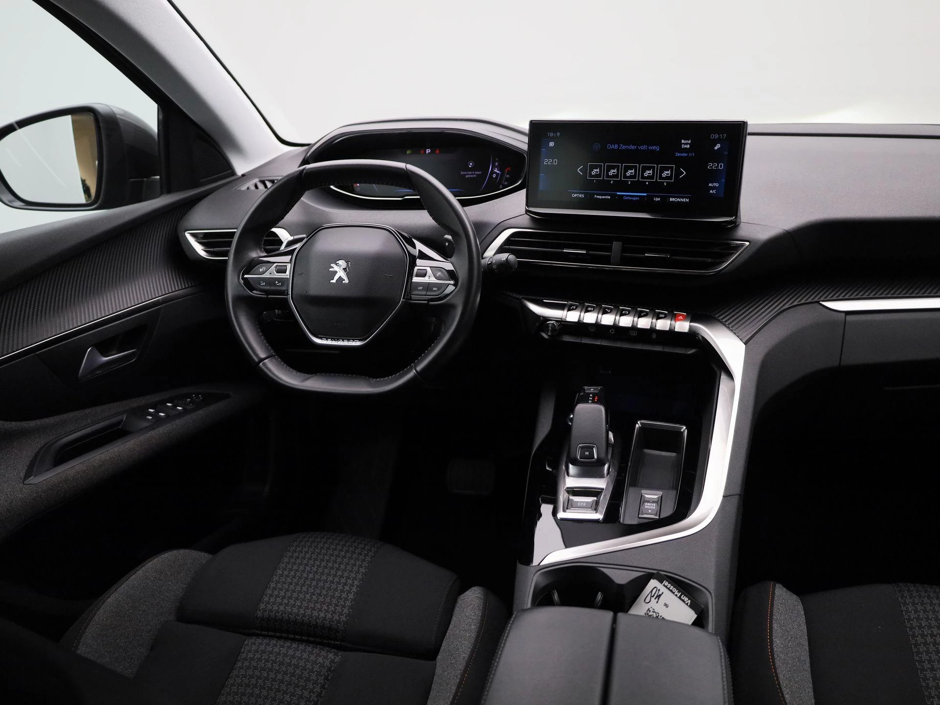 Peugeot 3008 1.5 BlueHDi 96kW S&S EAT8 Active Pack