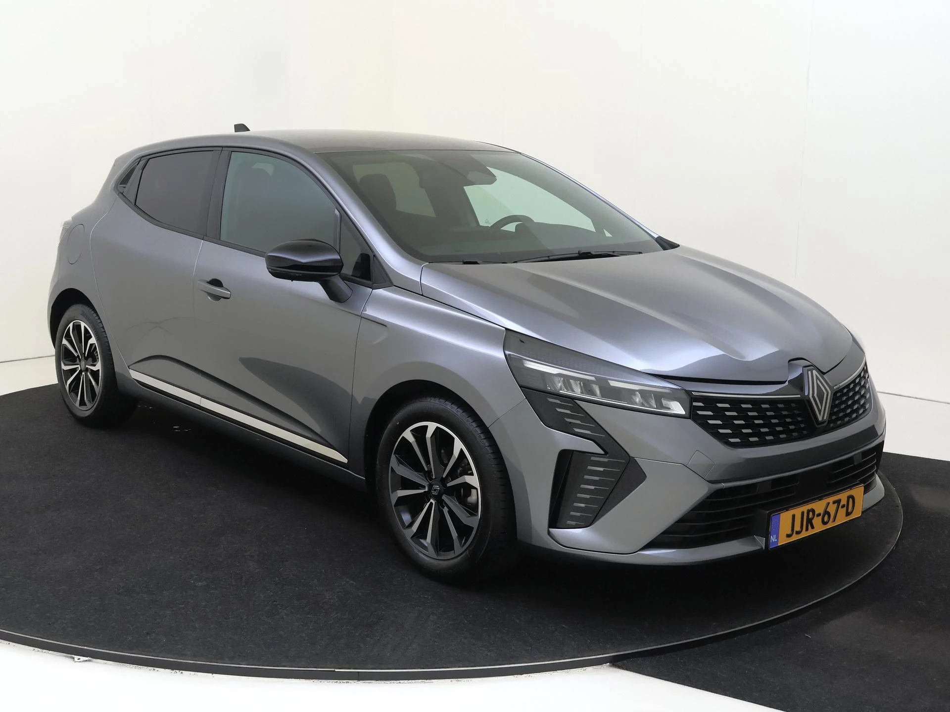 Renault-Clio-image-1