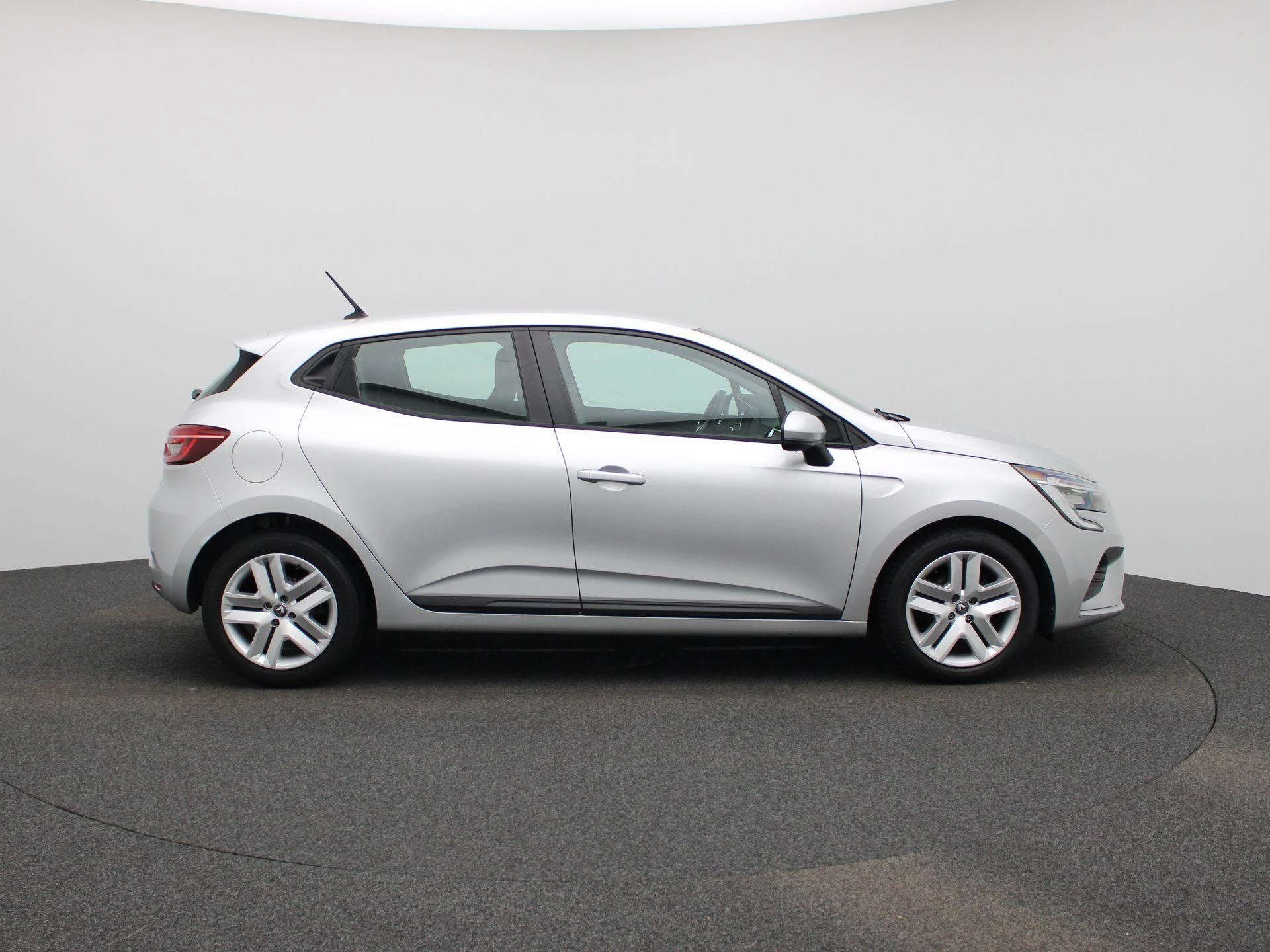 Renault-Clio-image-5