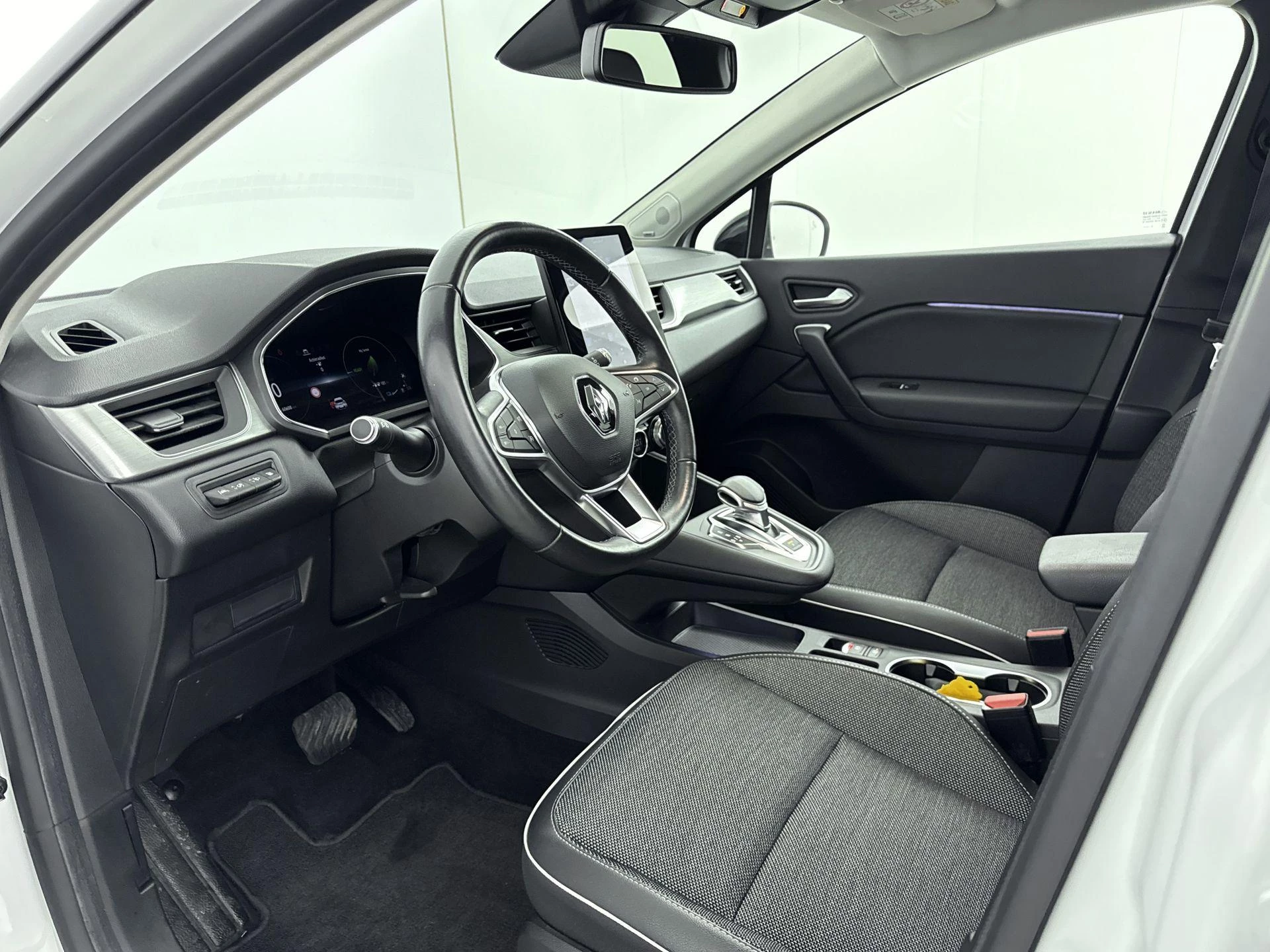 Renault-Captur-image-7