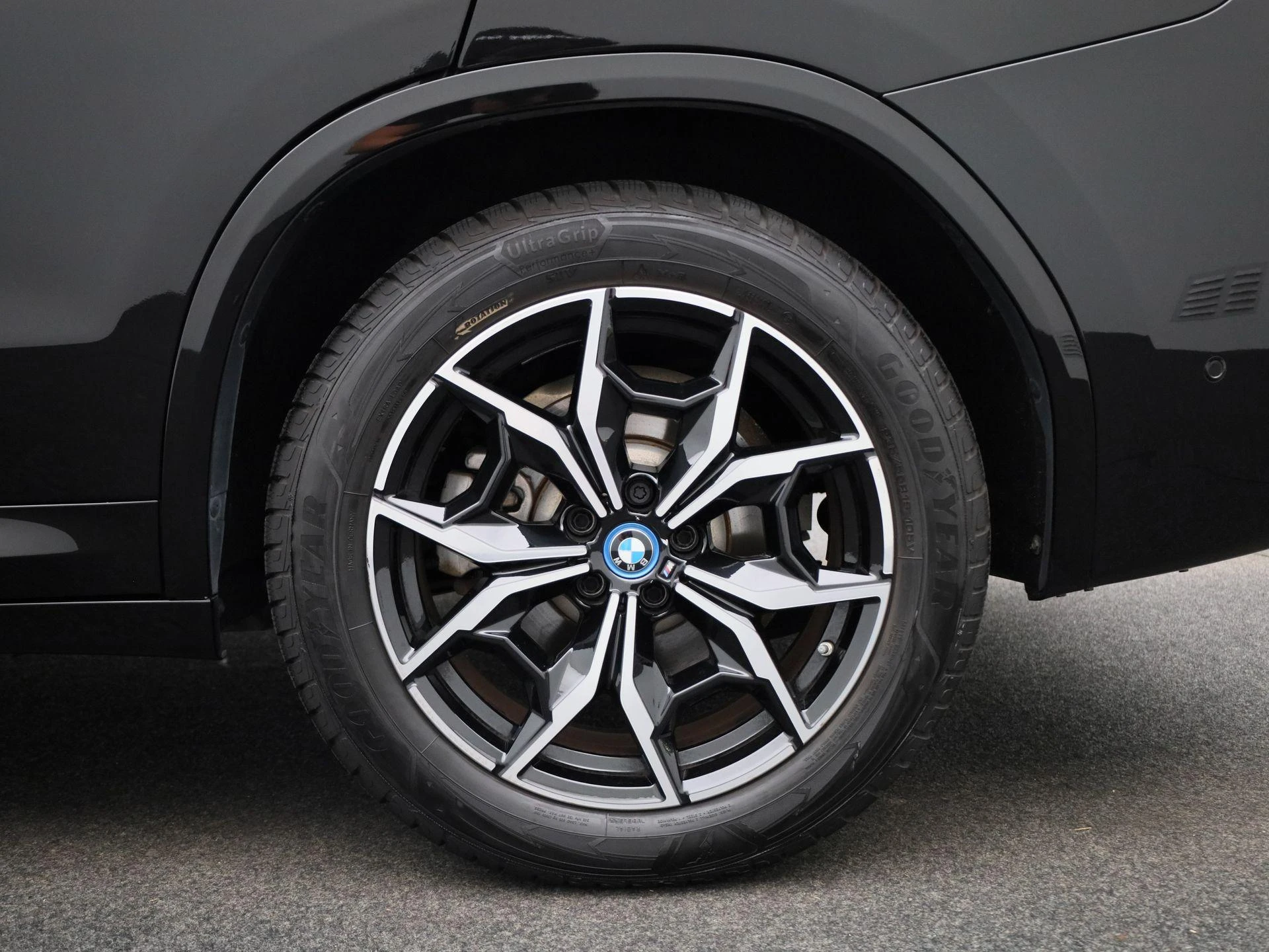 BMW-X3-image-12
