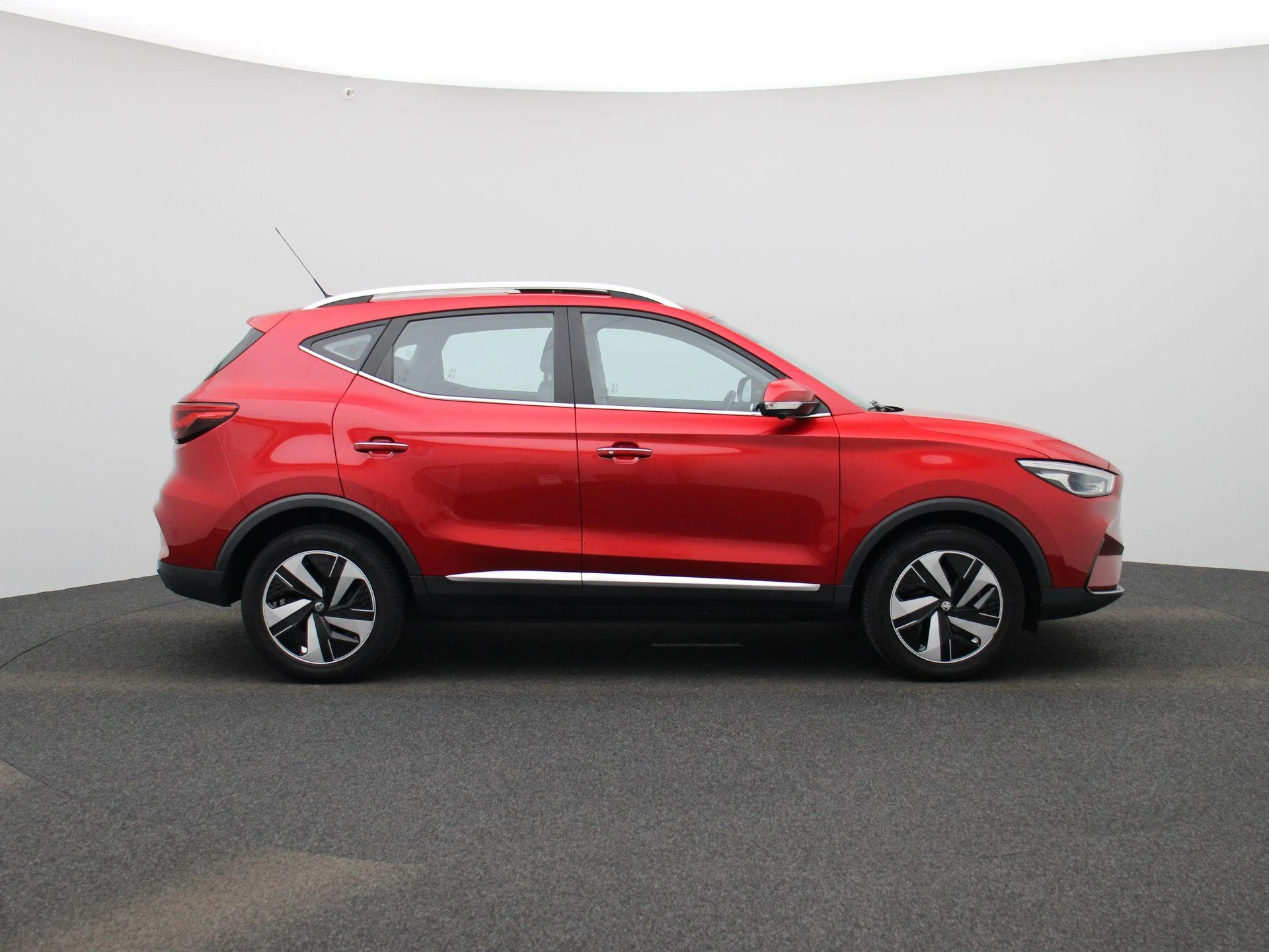 MG-ZS EV-image-5