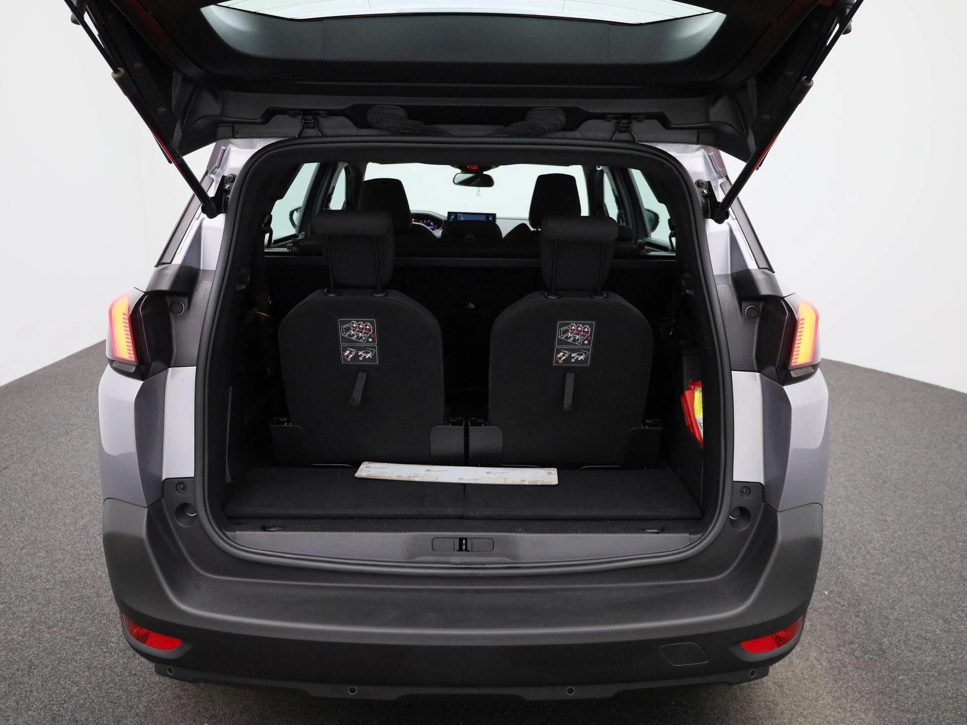 Peugeot 5008 1.5 BlueHDi 96kW S&S EAT8 Active Pack