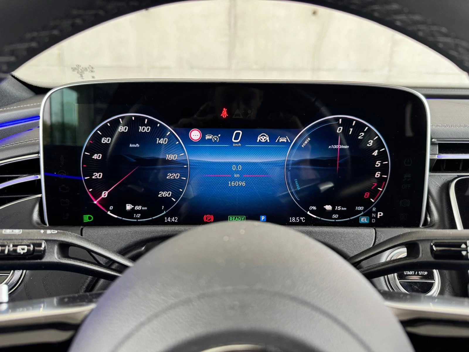 Mercedes-Benz E-Klasse 300 e AMG Line Break + PANO DAK + BURMESTER + DIGITAL LIGHT + NIGHTPACK