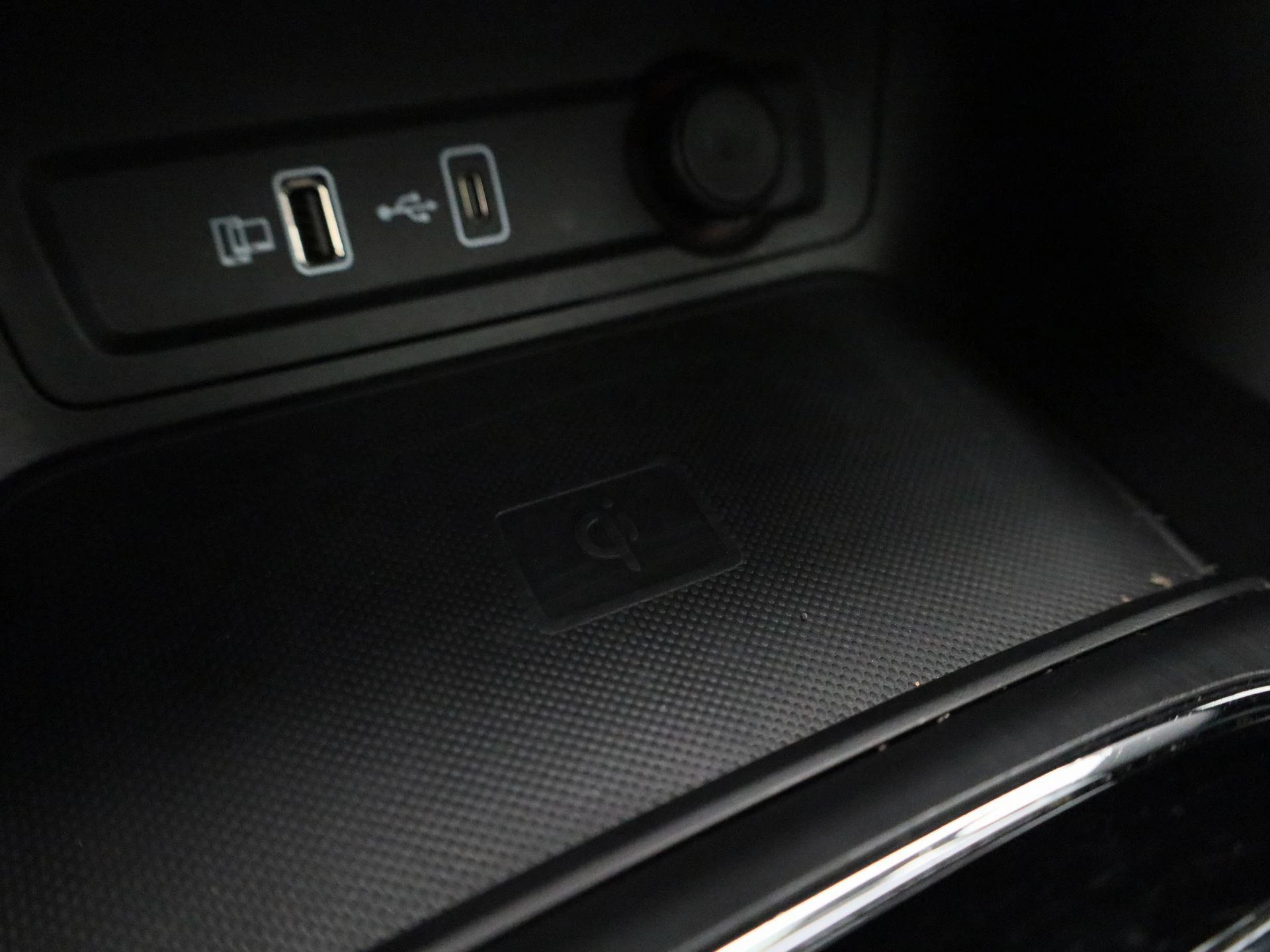 MG ZS EV Standard Range Luxury 50 kWh