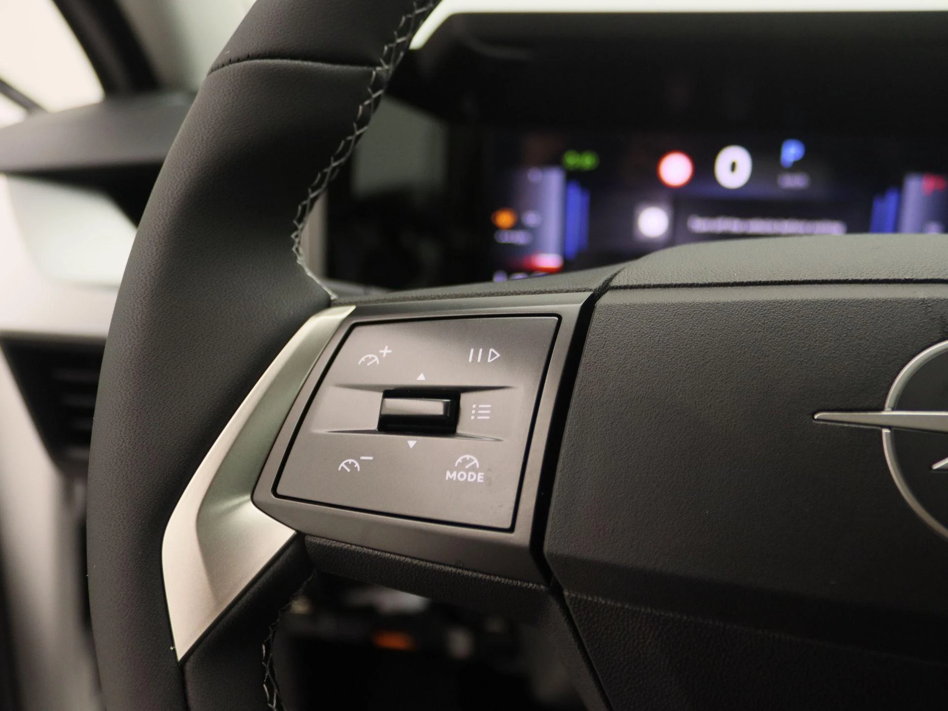 Opel-Frontera-image-18