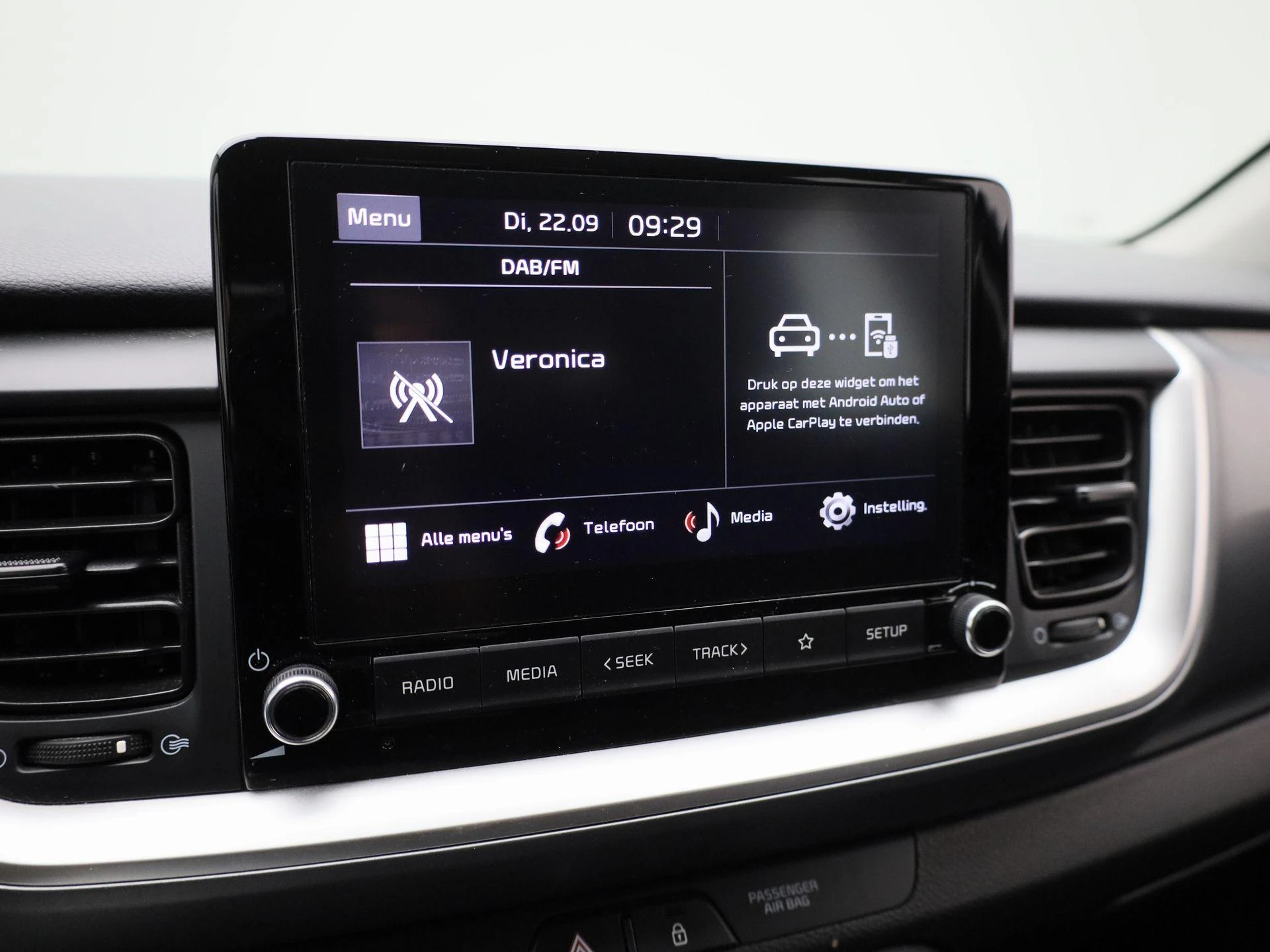 Kia-Stonic-image-20