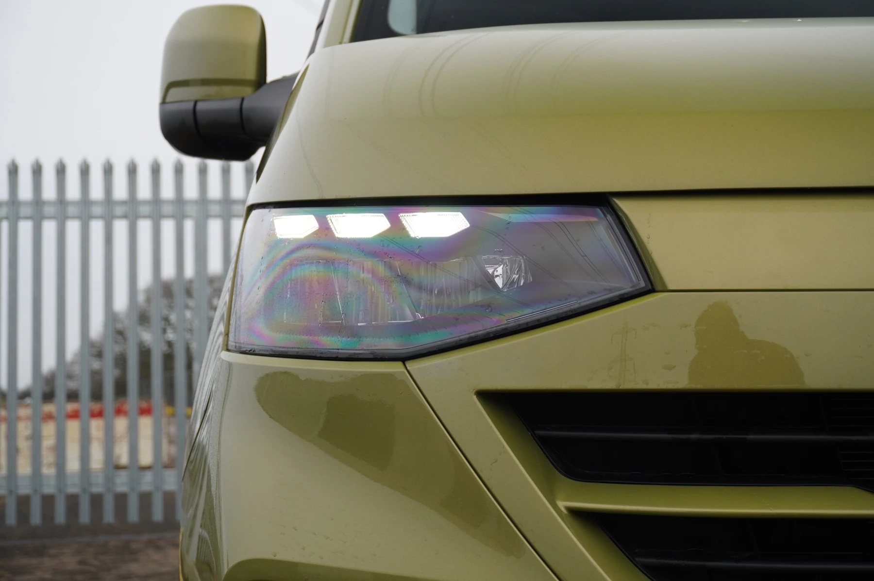 Volkswagen-Transporter-image-53