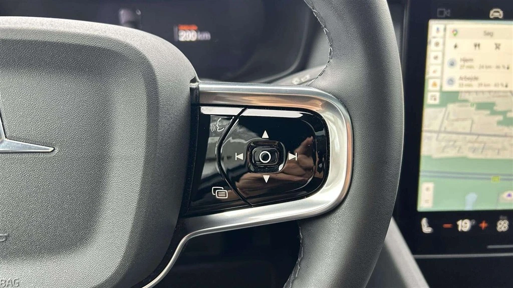 Polestar-2-image-15