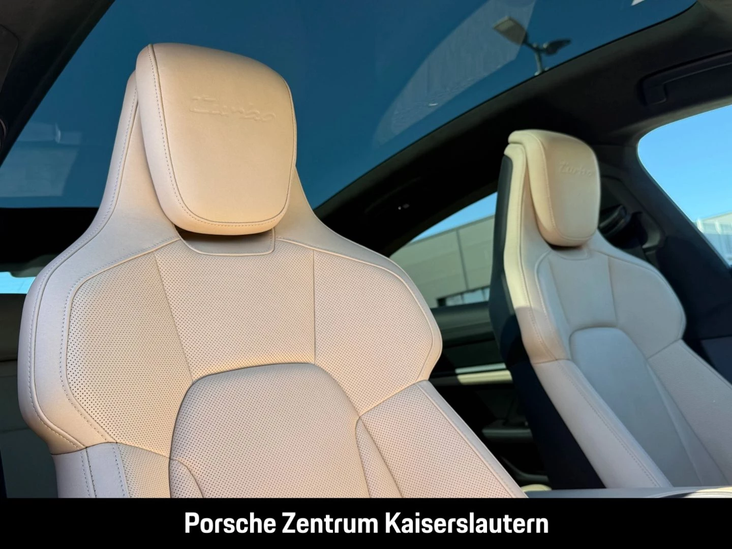 Porsche Taycan Turbo Clubleder Nachtsicht InnoDrive turbo