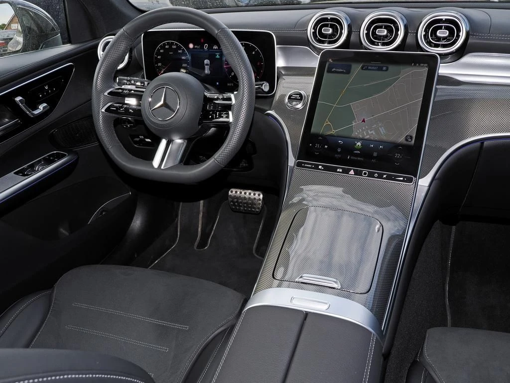 Mercedes-Benz-GLC 300 d-image-10