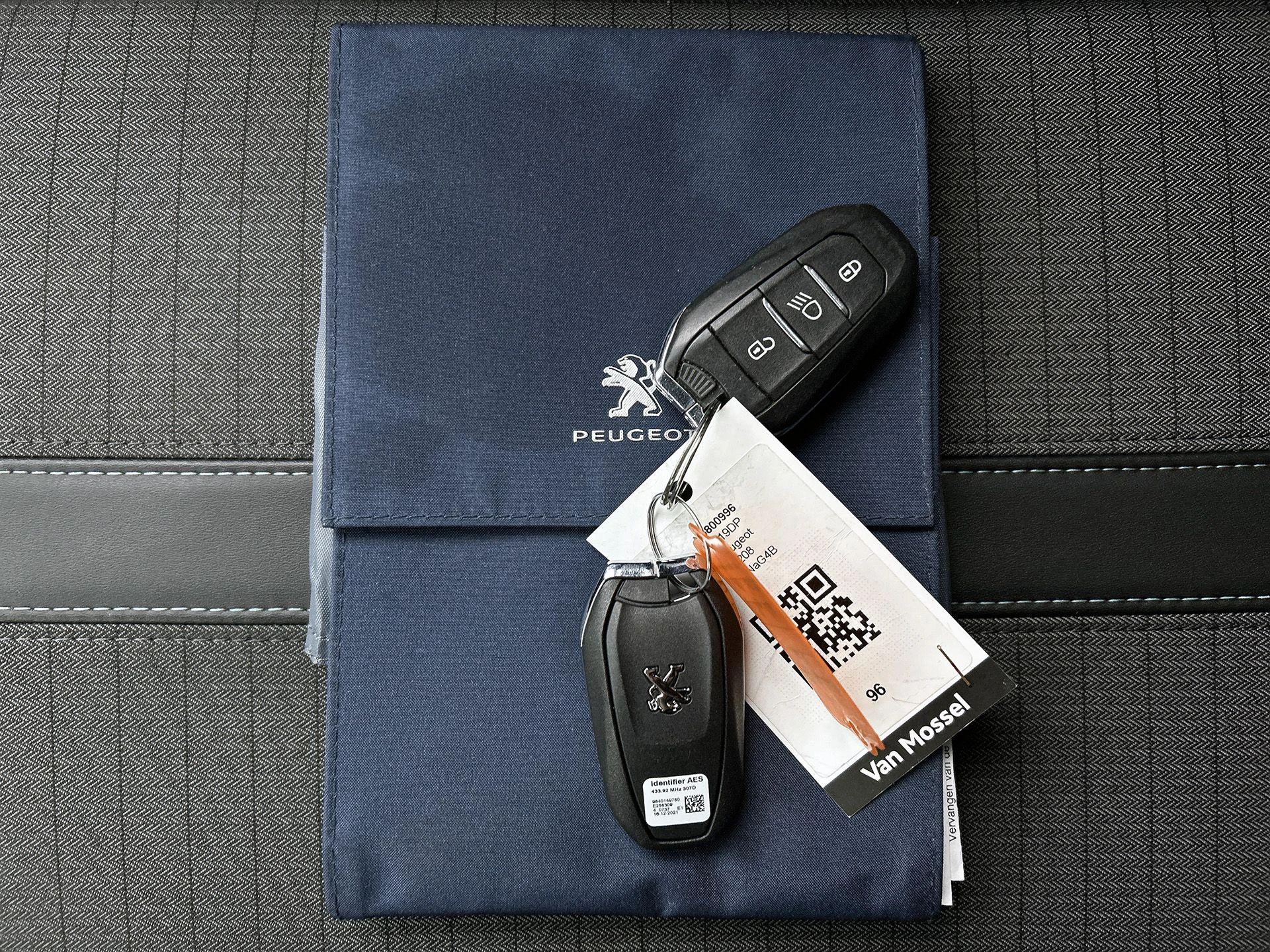 Peugeot-208-image-28
