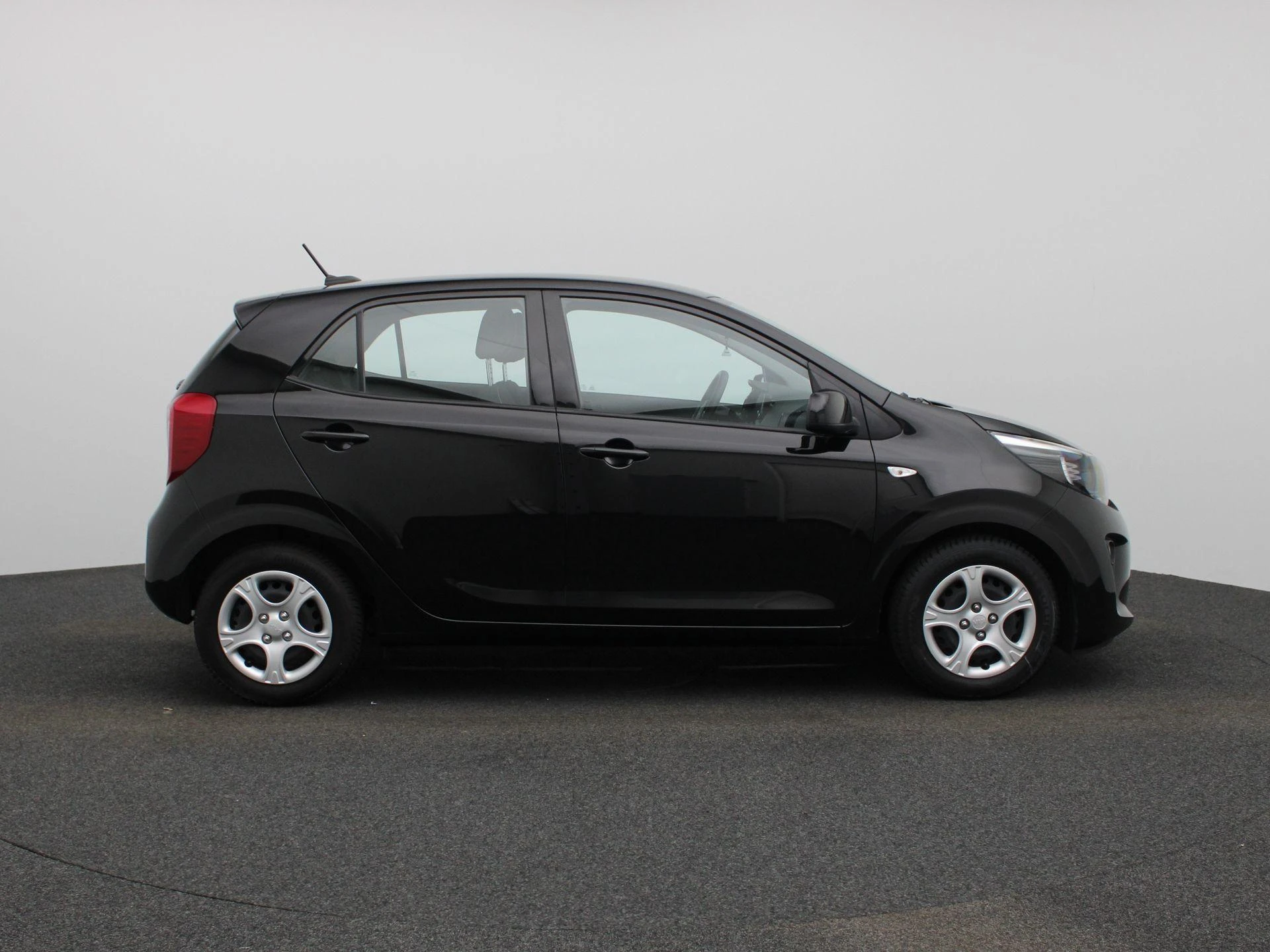 Kia-Picanto-image-5